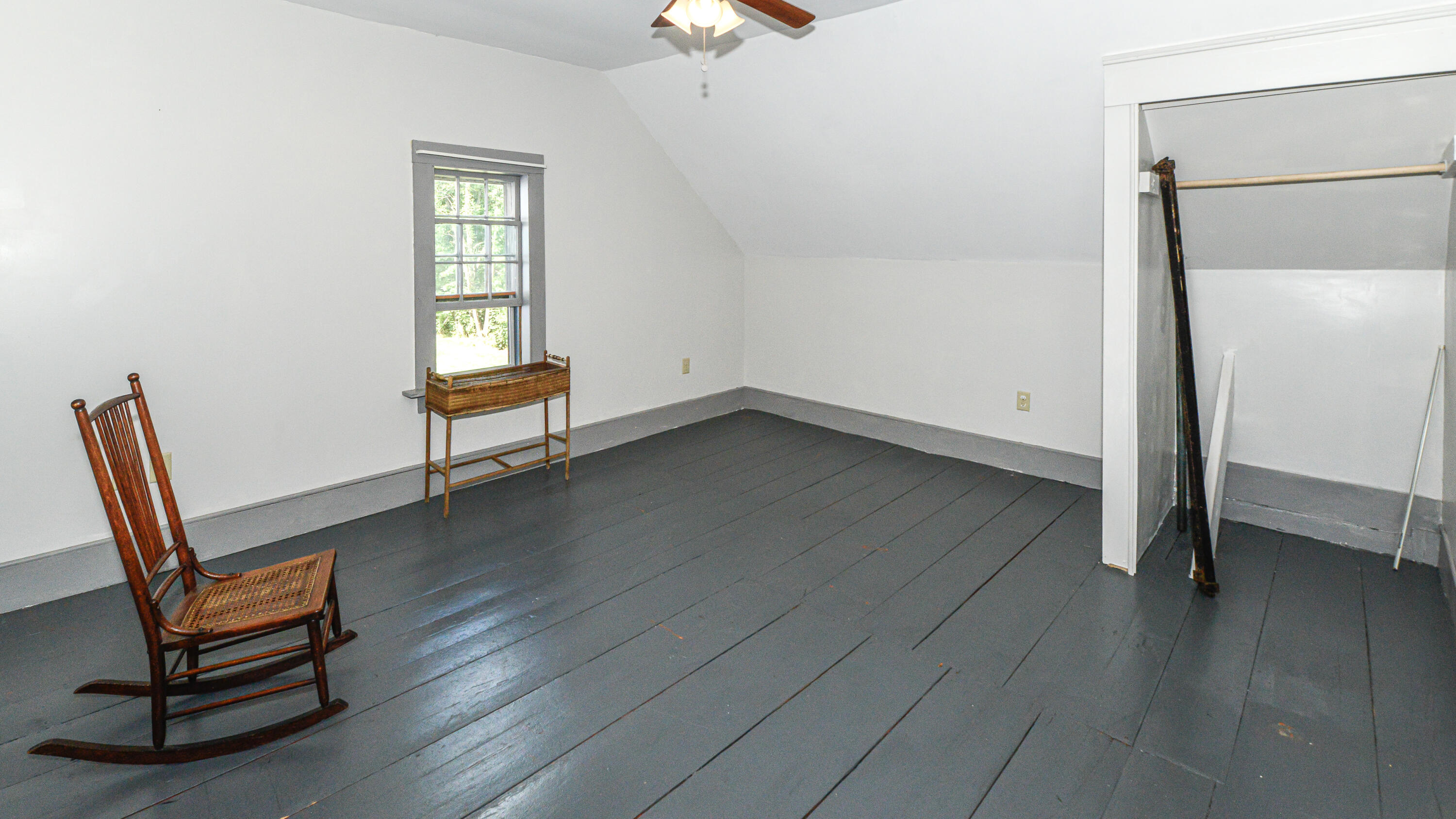 493 Pequawket Trail
