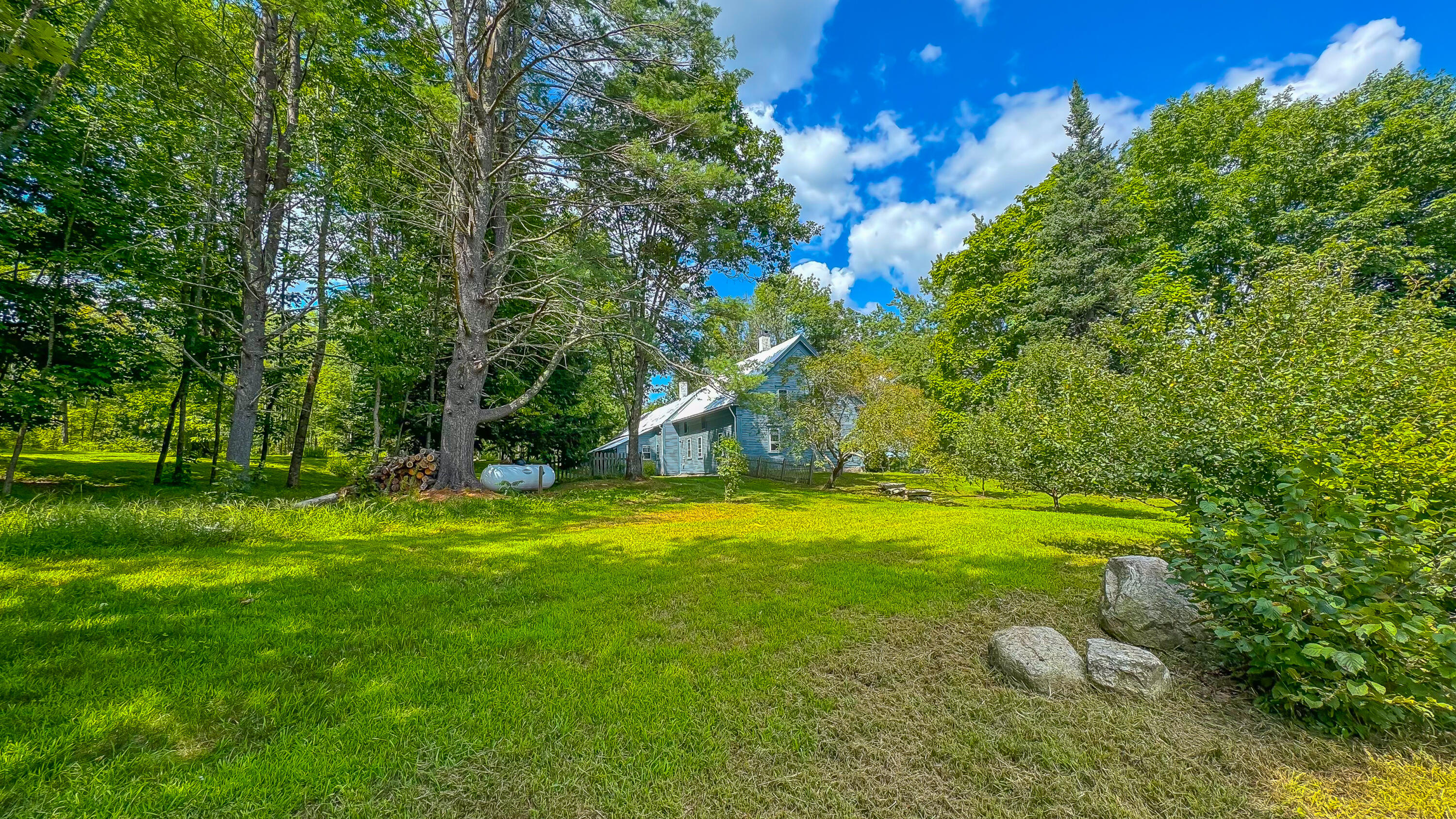 493 Pequawket Trail