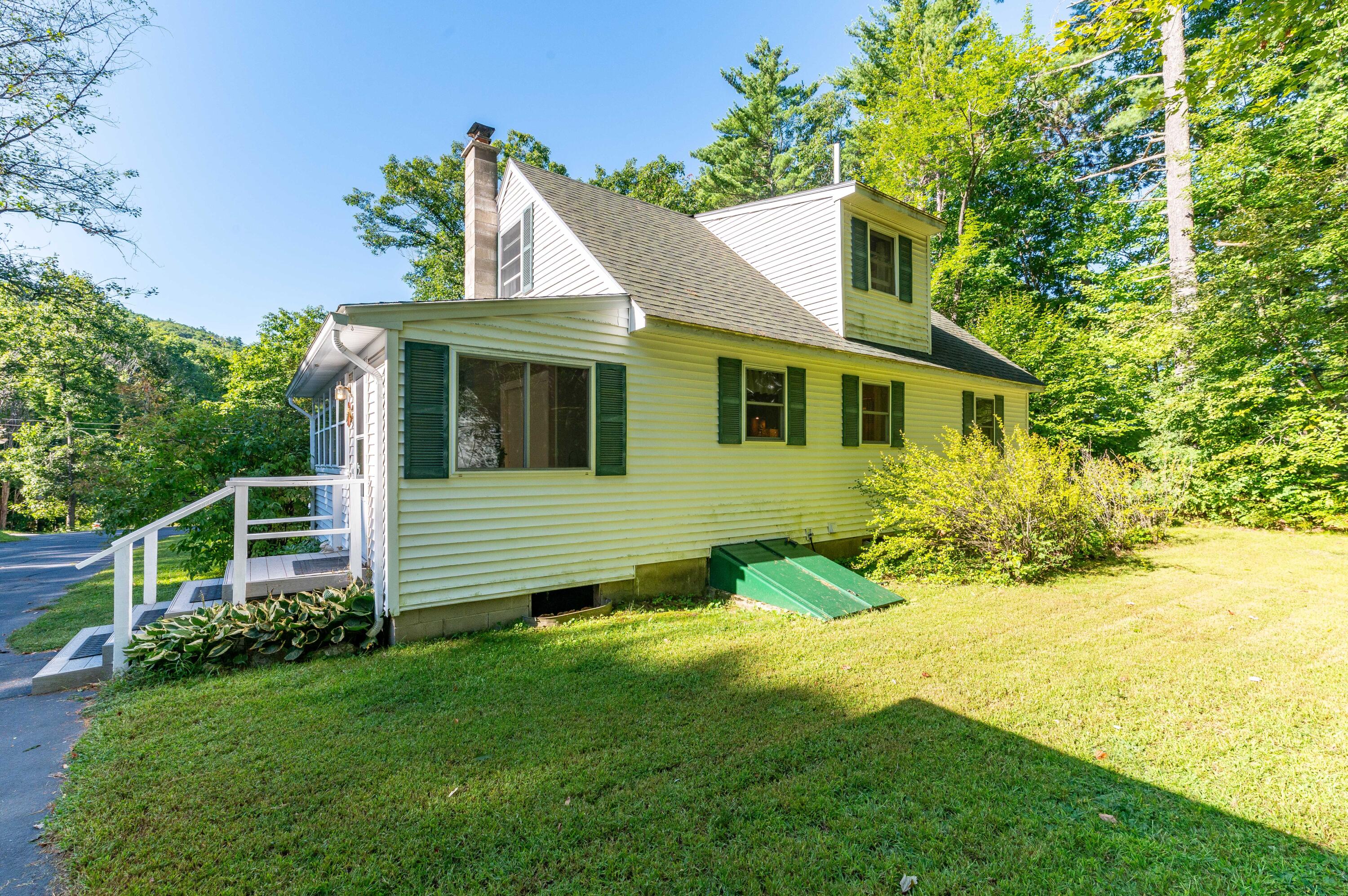 26 Maple Street