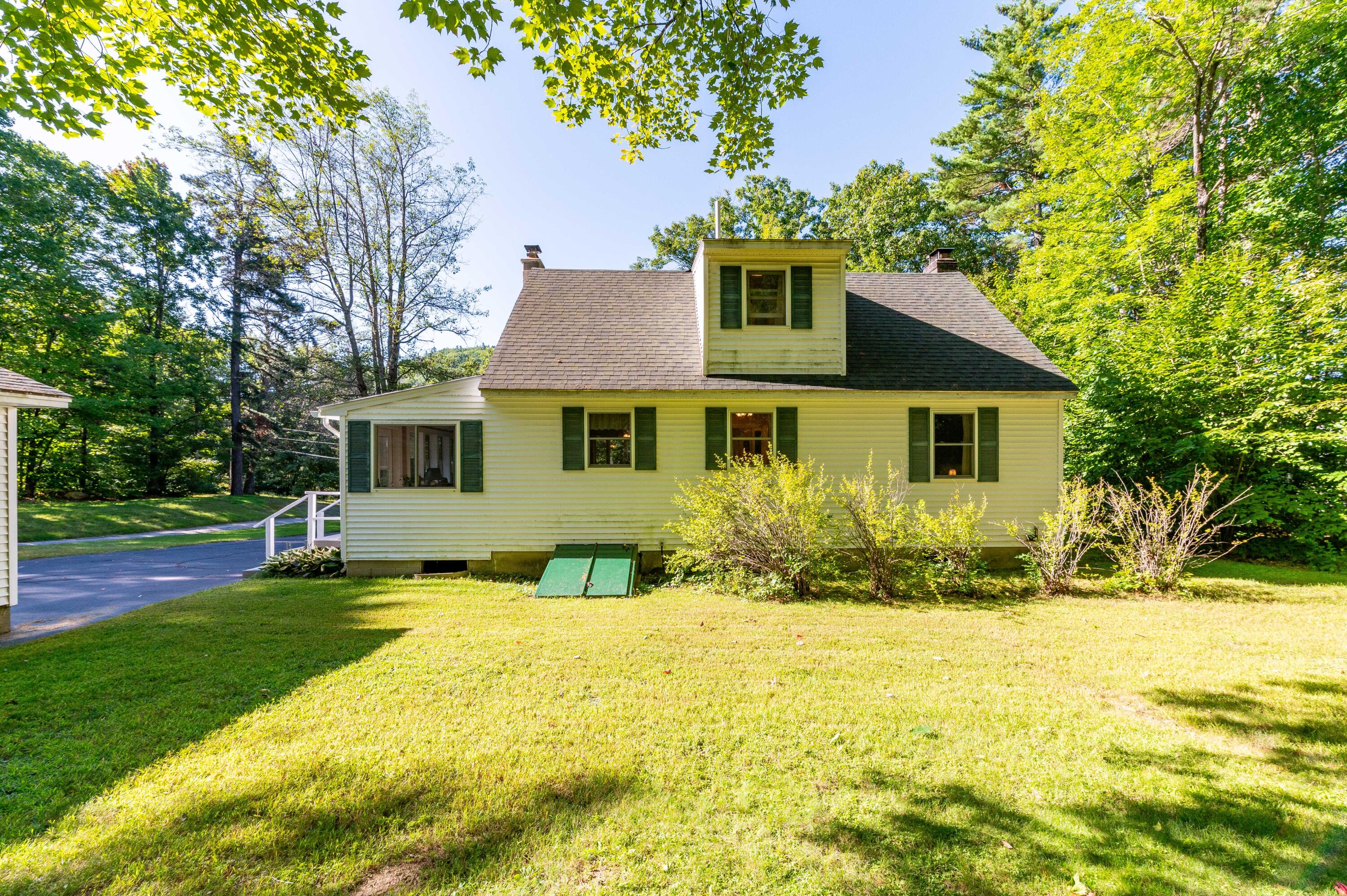 26 Maple Street
