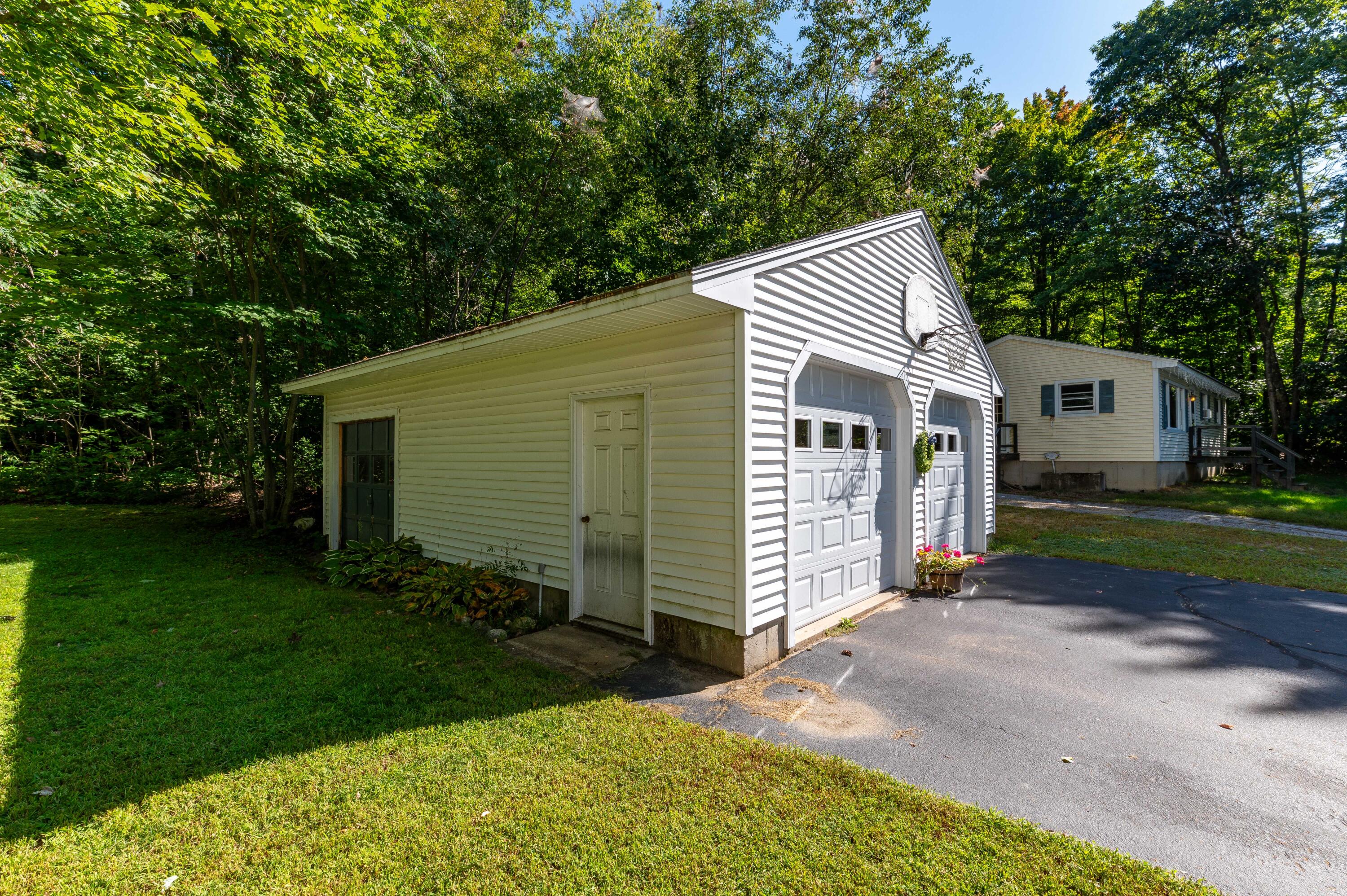 26 Maple Street