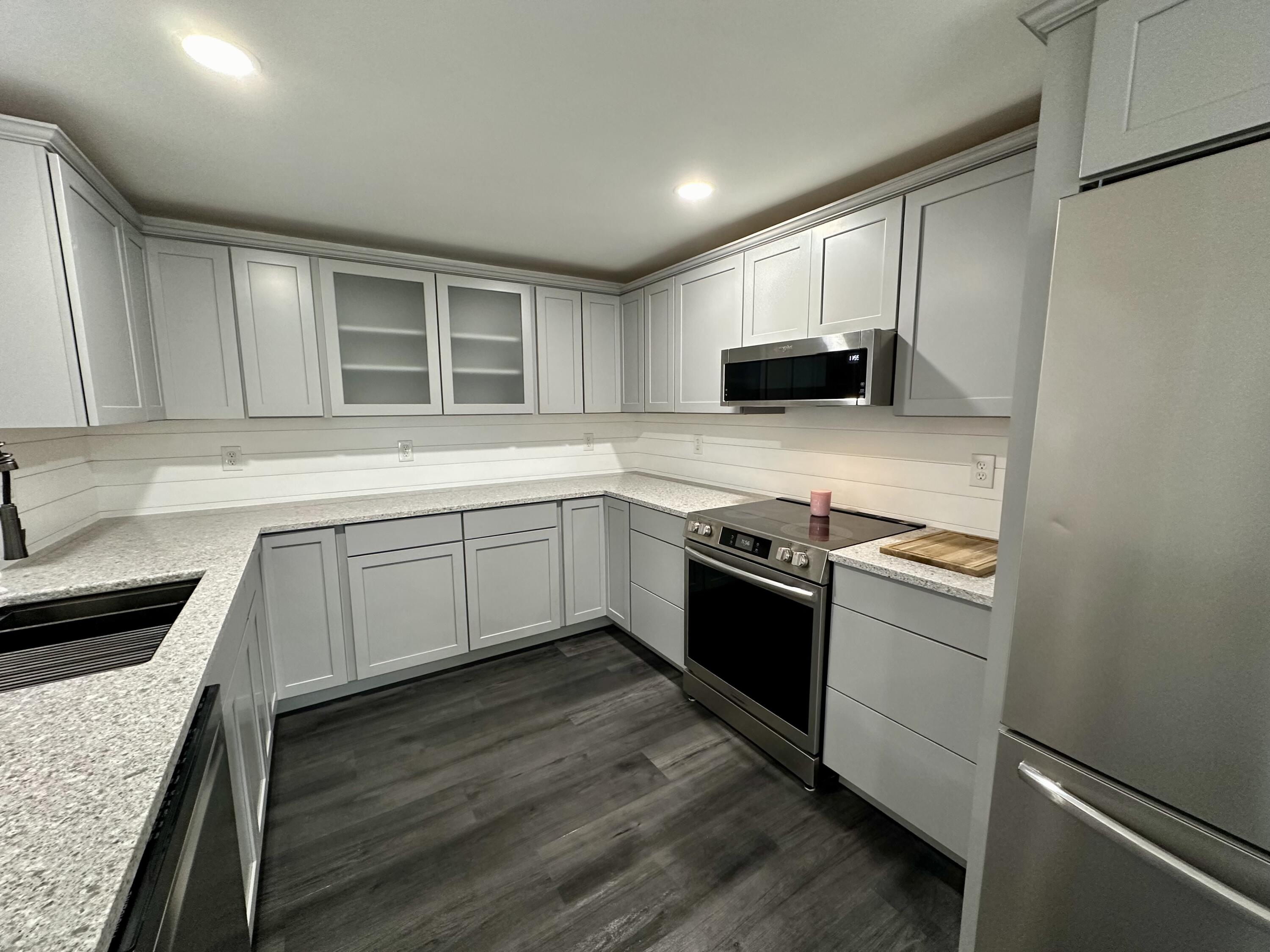 1471 Roosevelt Trail