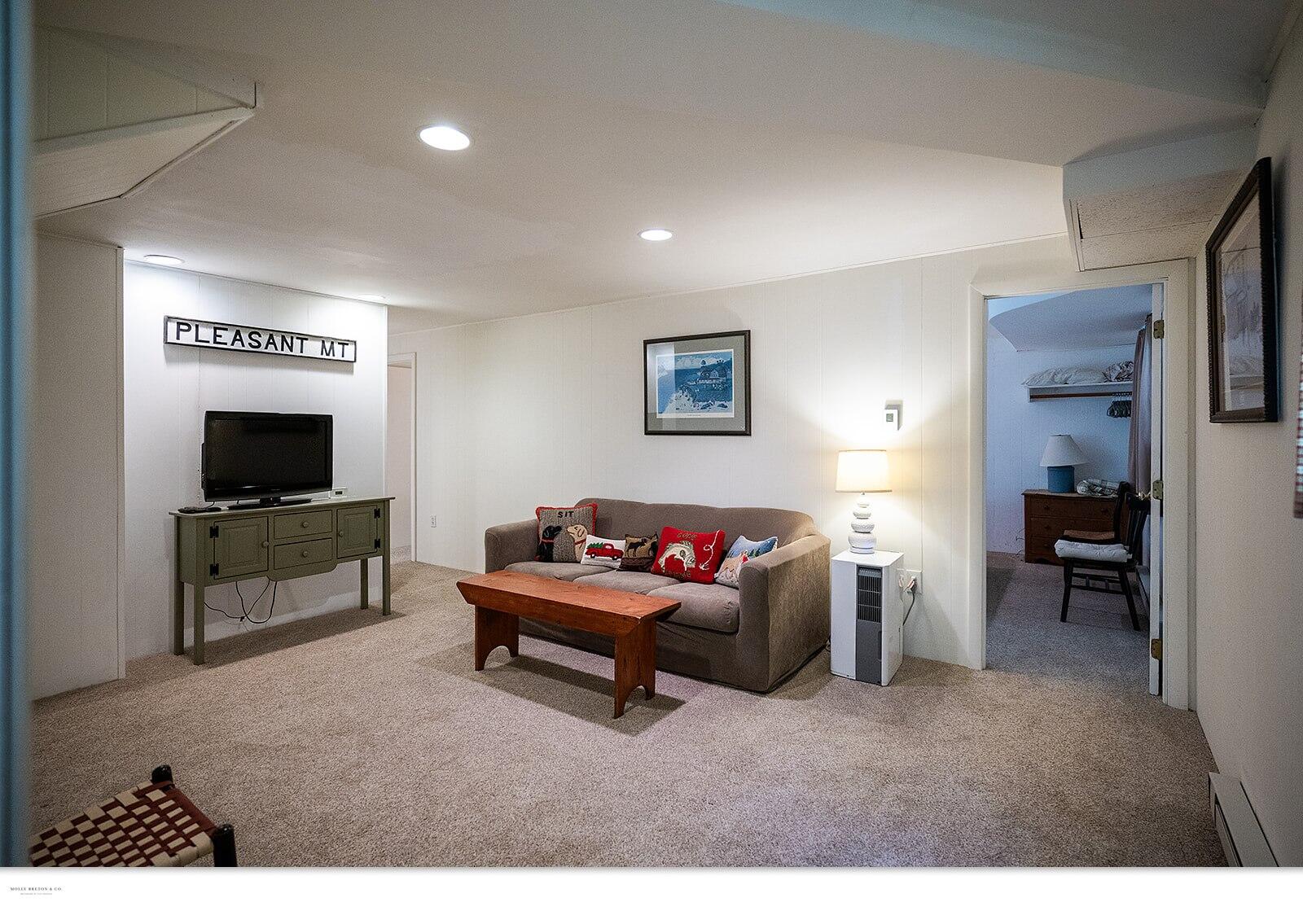 21 Colony Lane
