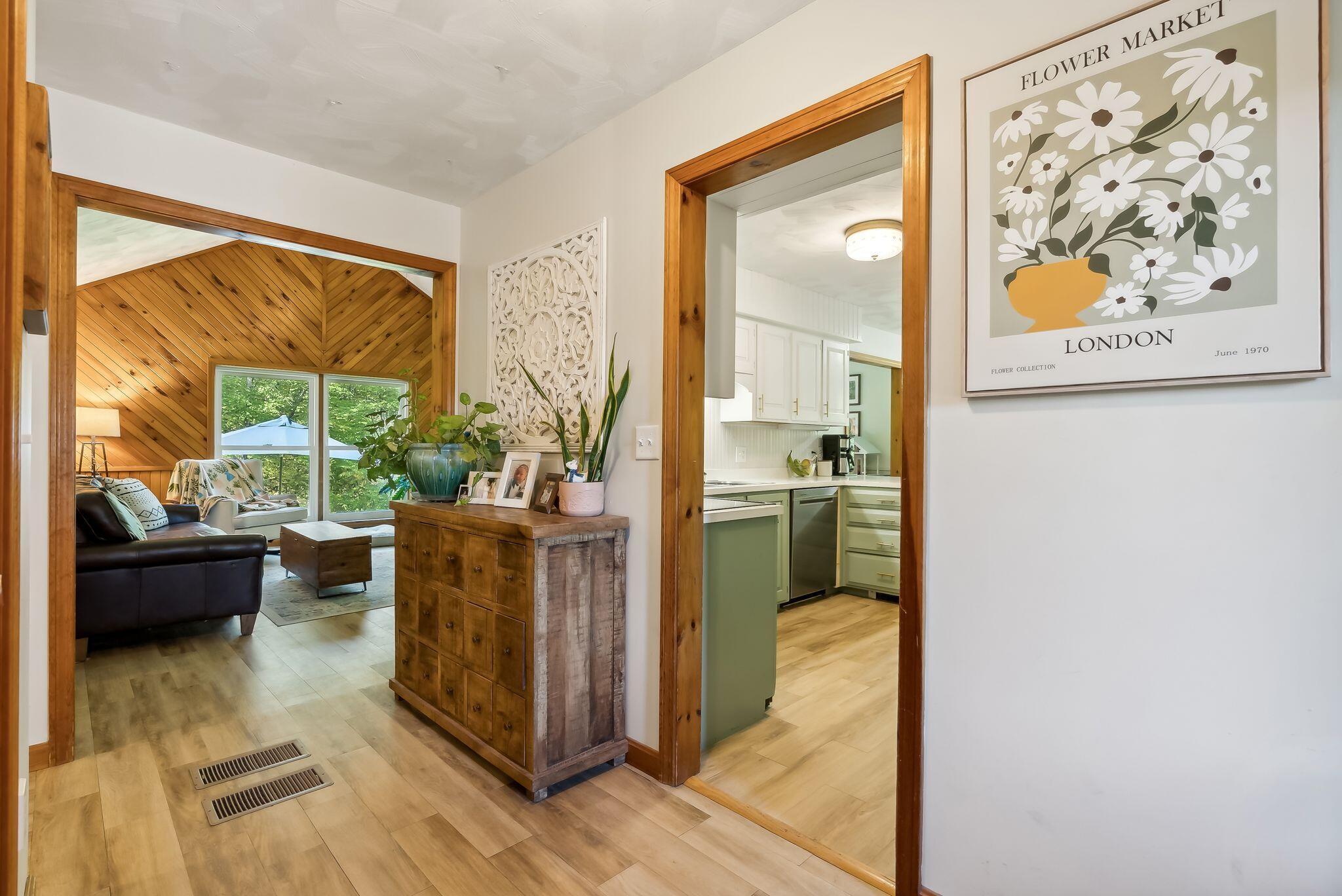 77 Quaker Ridge Road