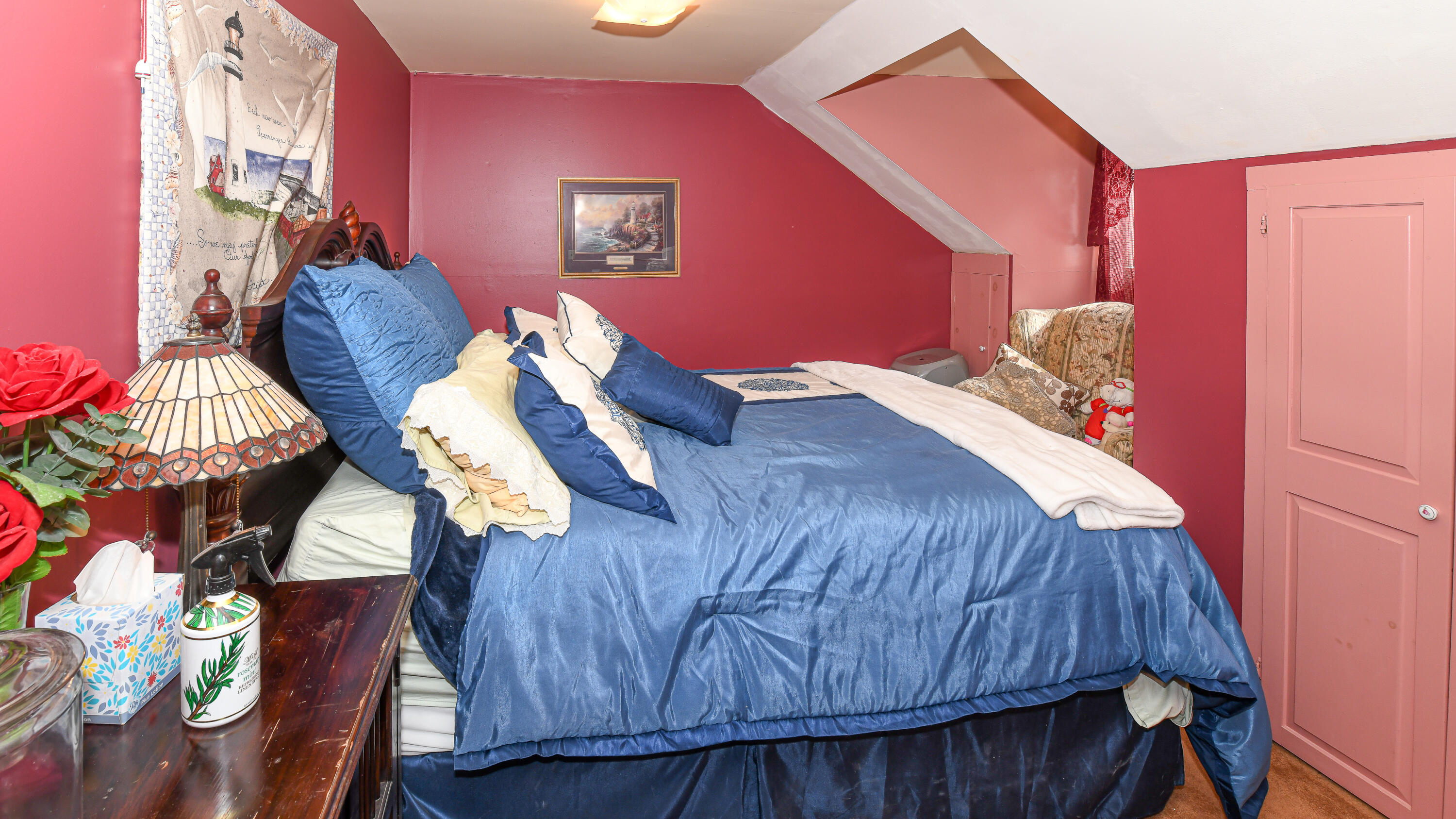810 Pequawket Trail