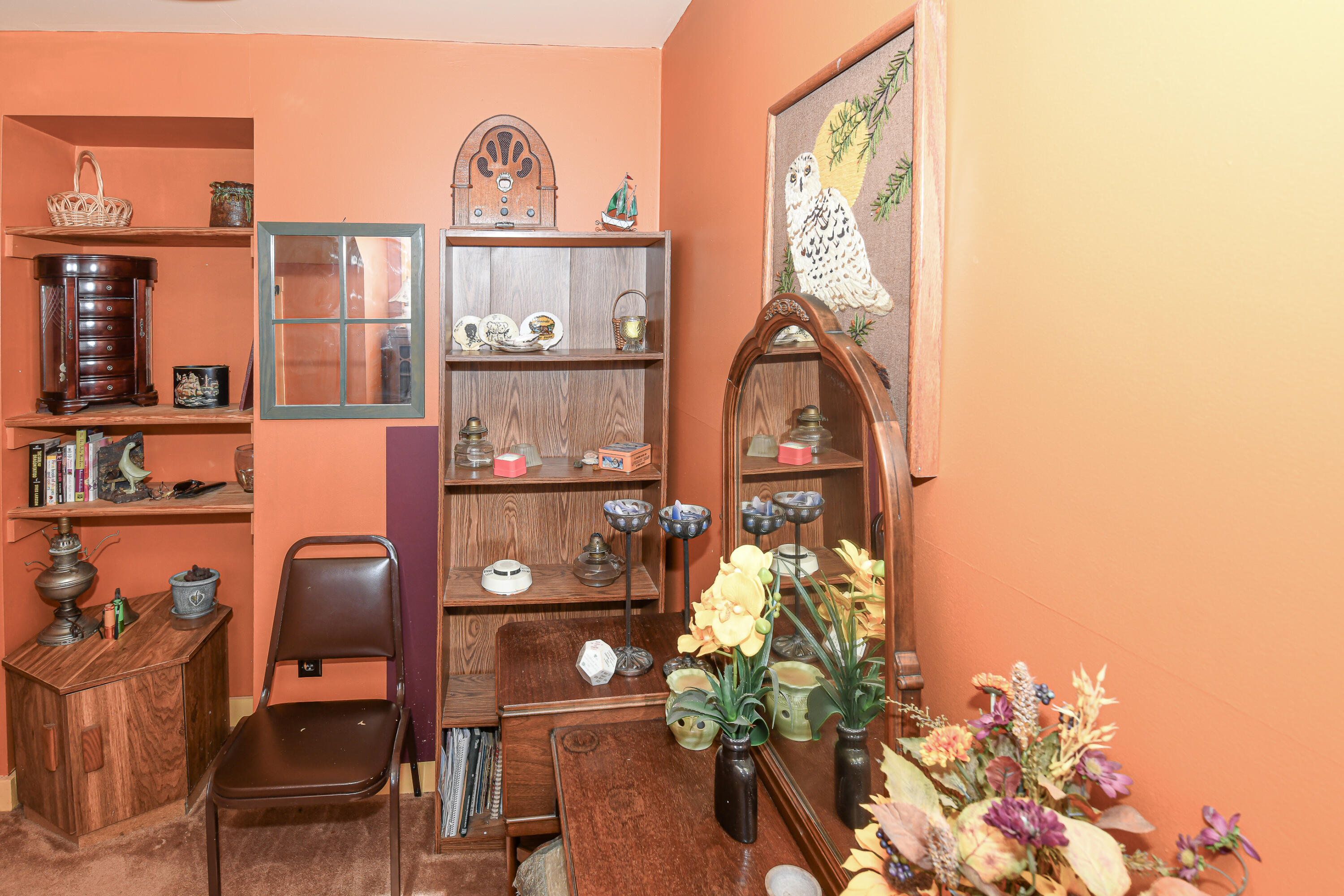 810 Pequawket Trail
