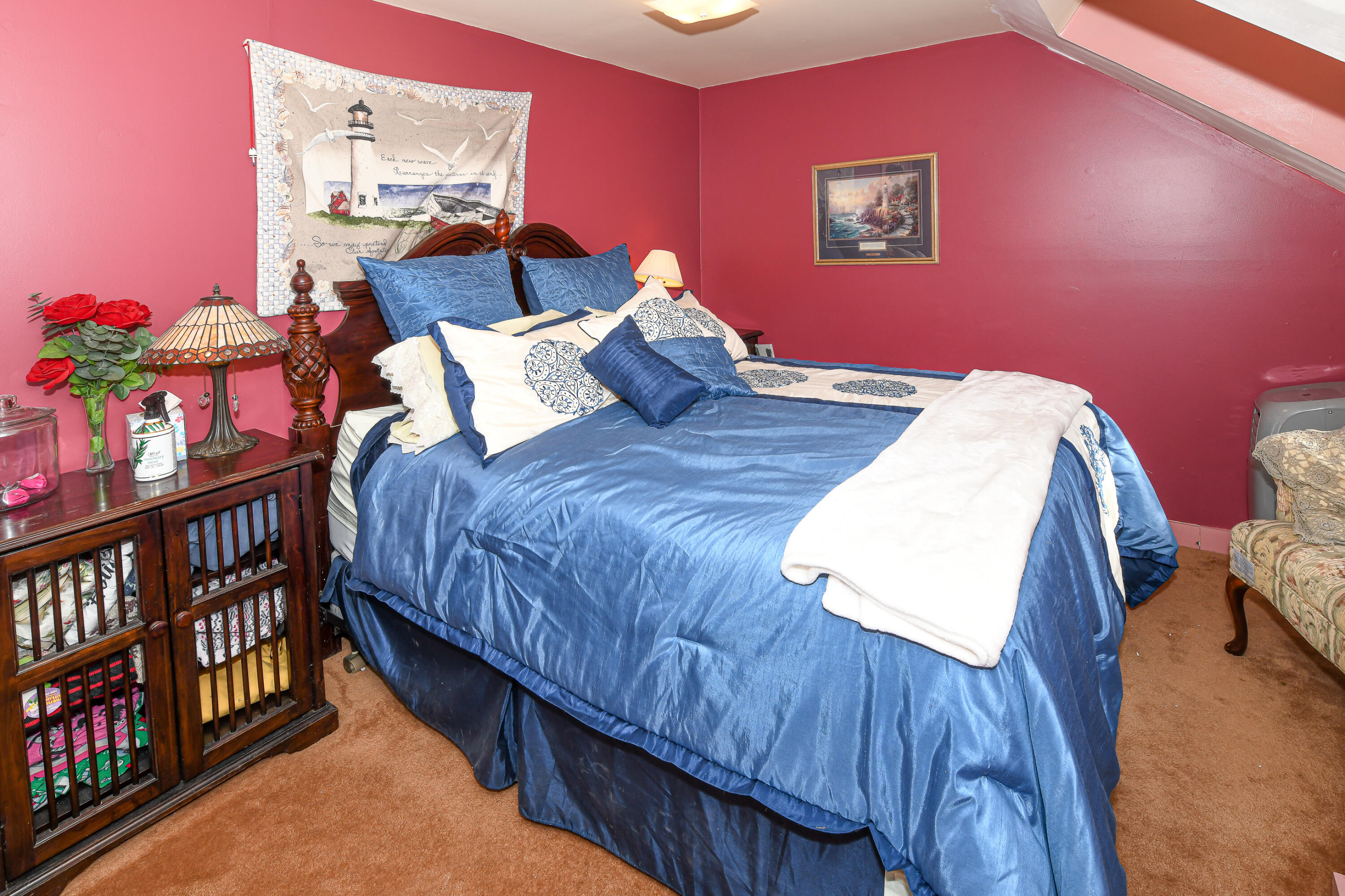 810 Pequawket Trail