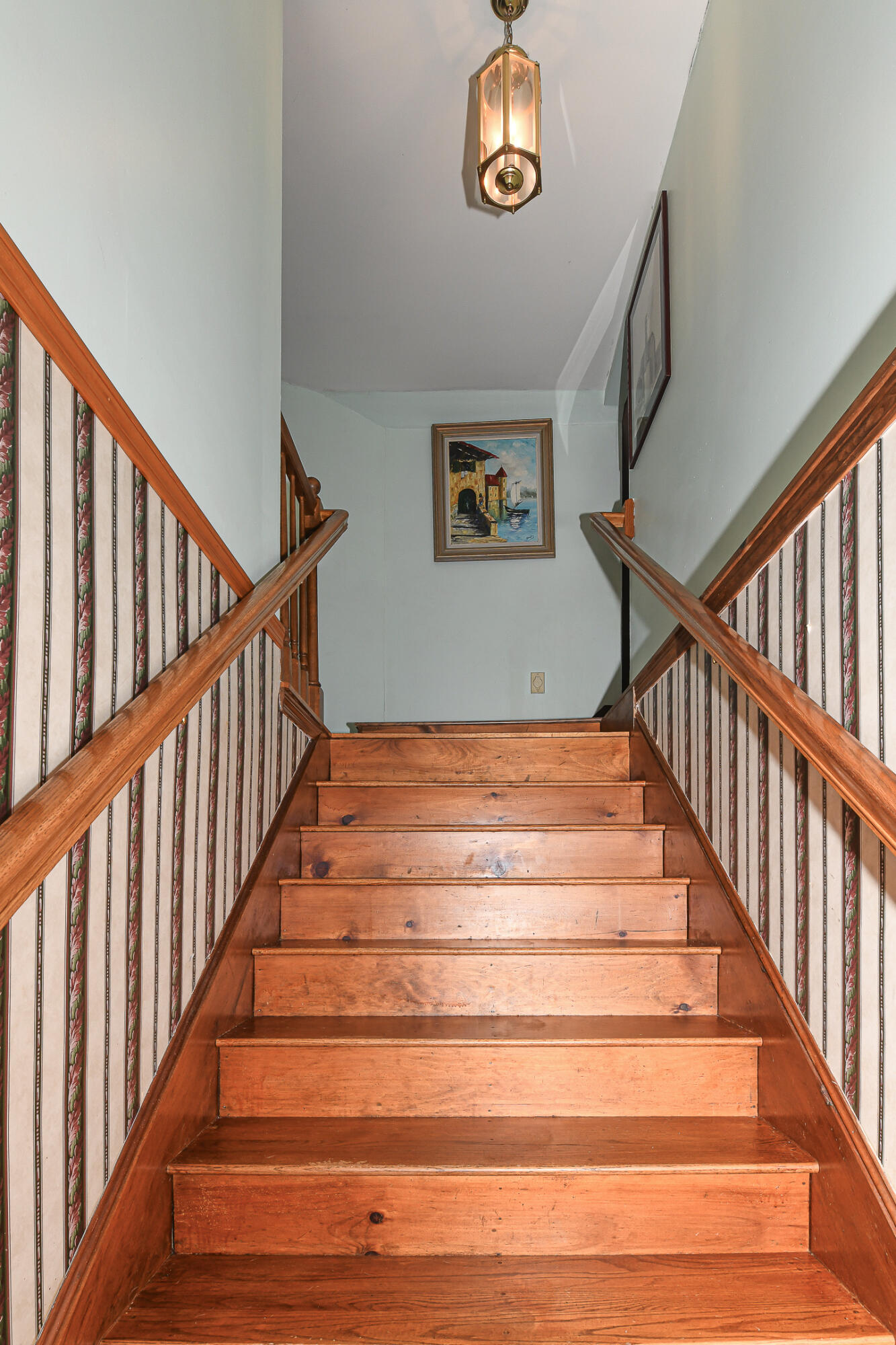 810 Pequawket Trail