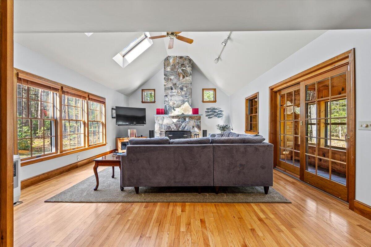 20 Stone Brooke Road