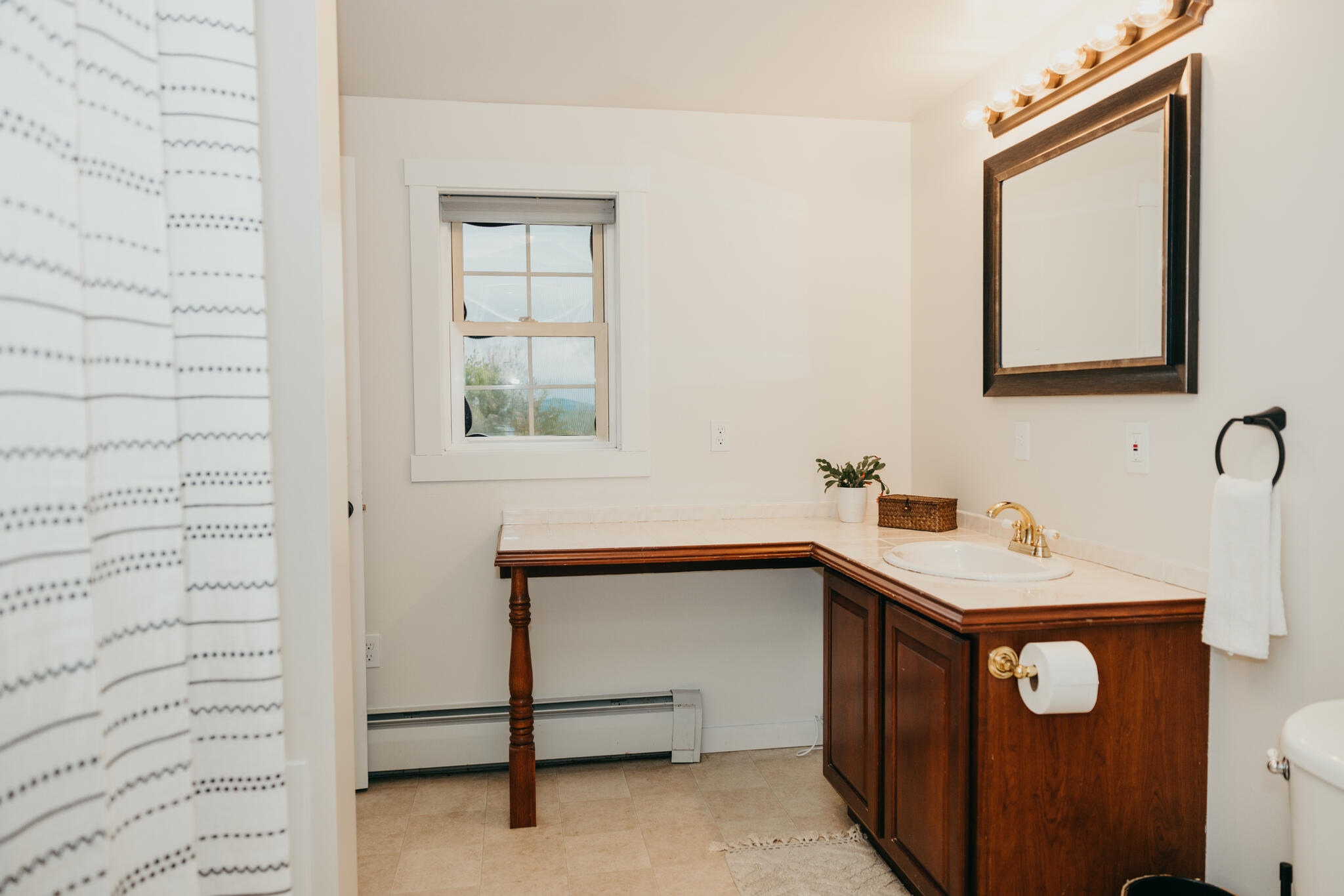 238 Summit Hill Road