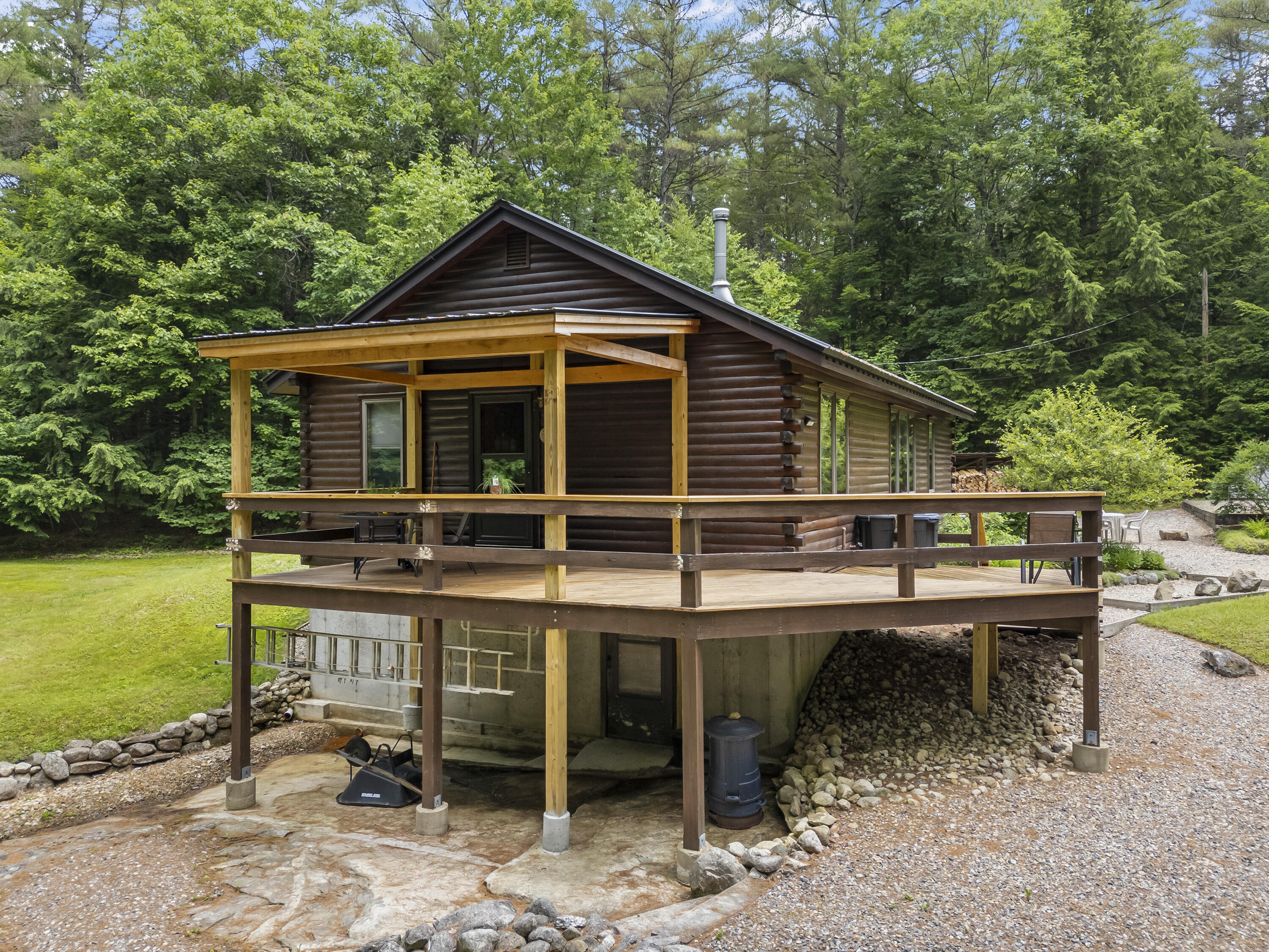8 Whiting Avenue