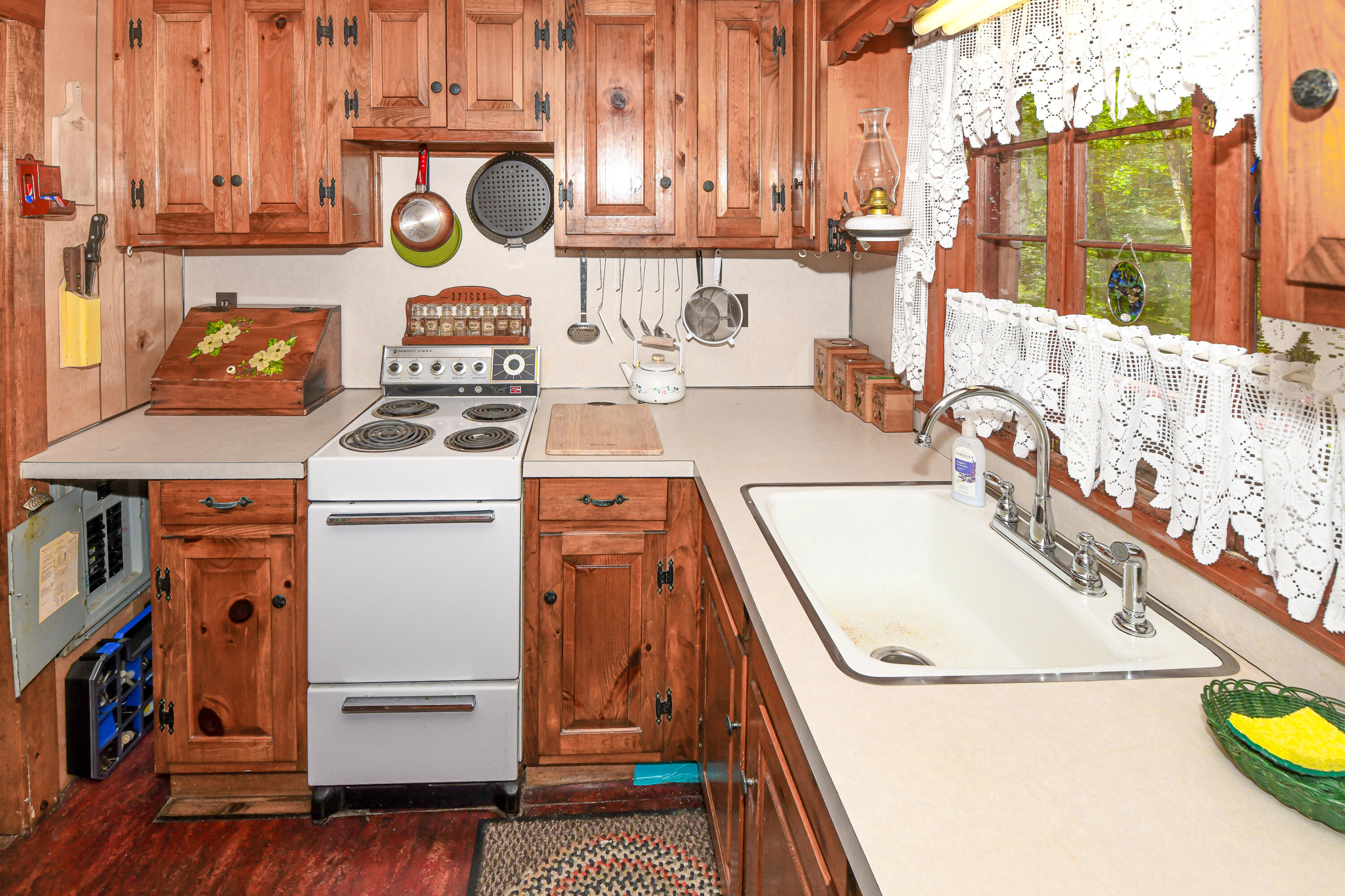 41 Sucker Brook Road