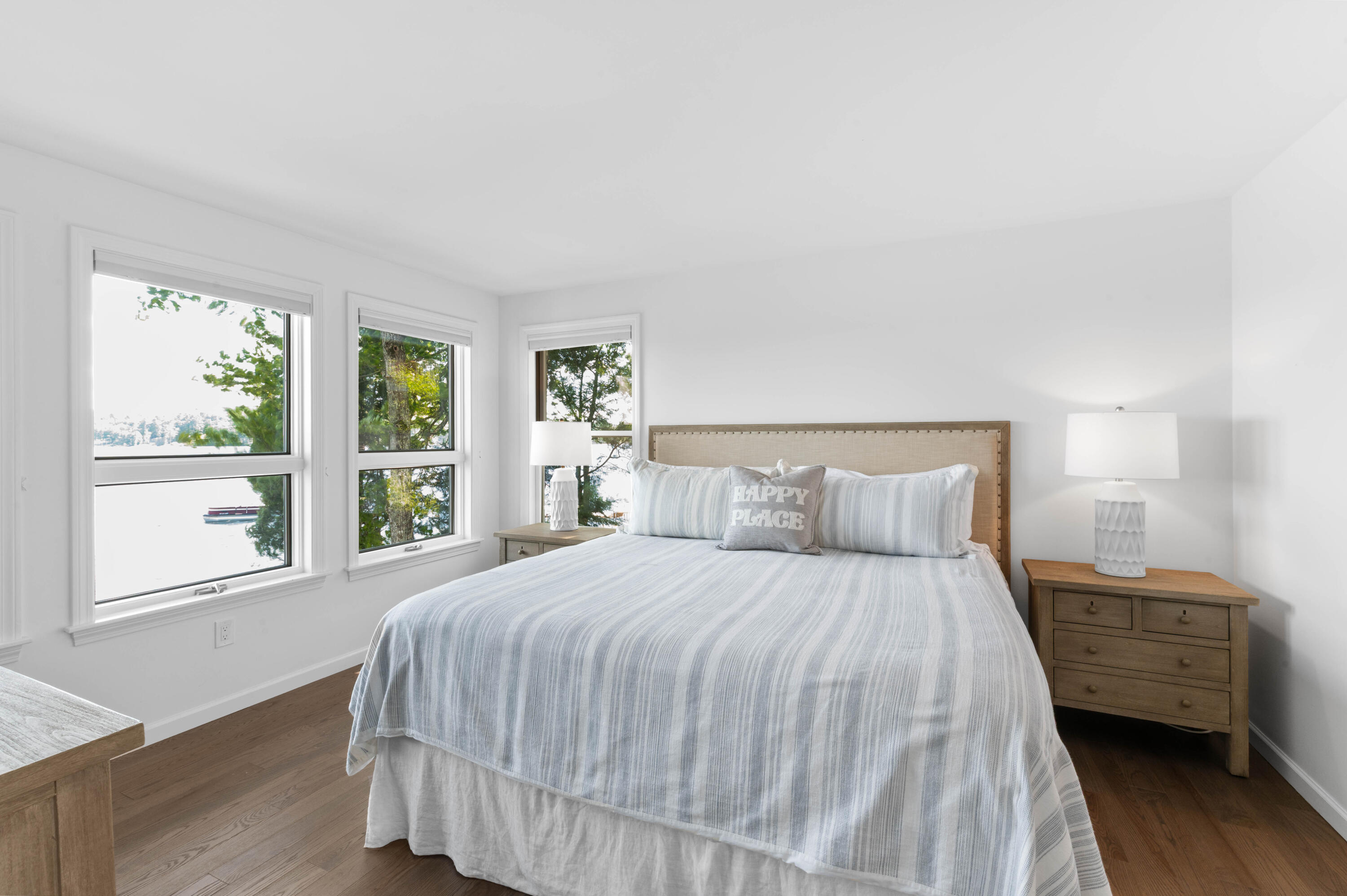 81 Whites Point Road