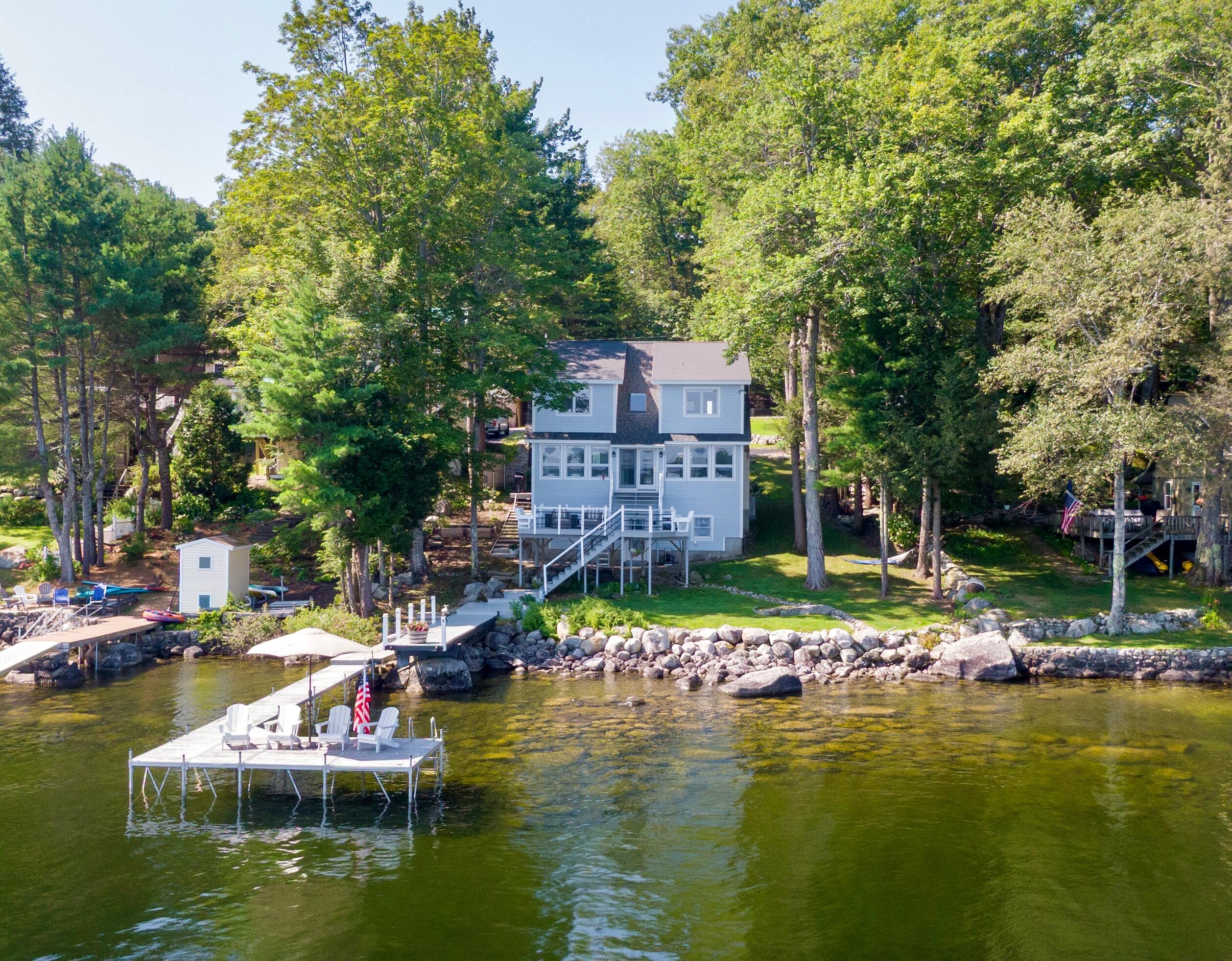 81 Whites Point Road