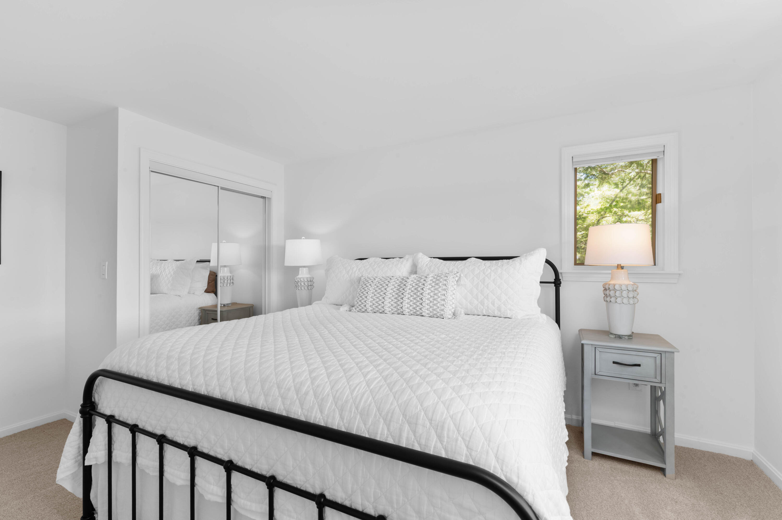 81 Whites Point Road