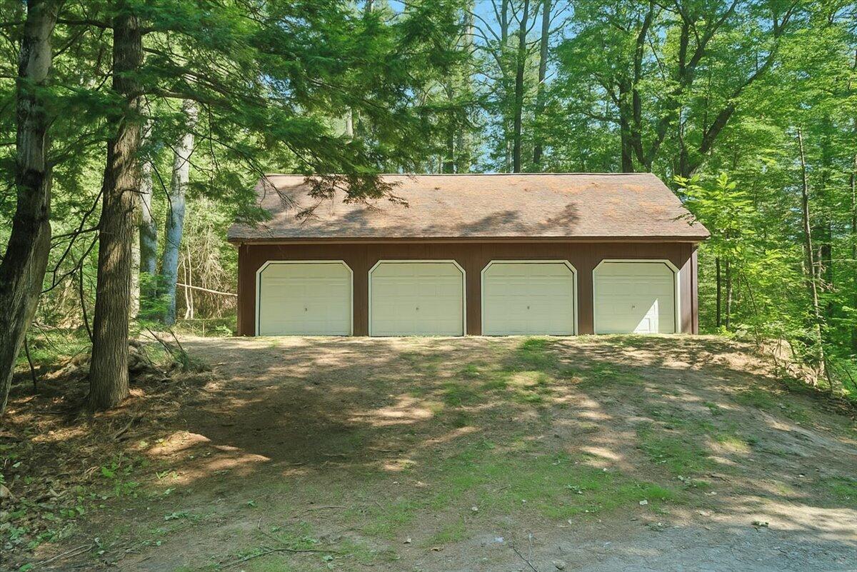 316 Hardscrabble Road
