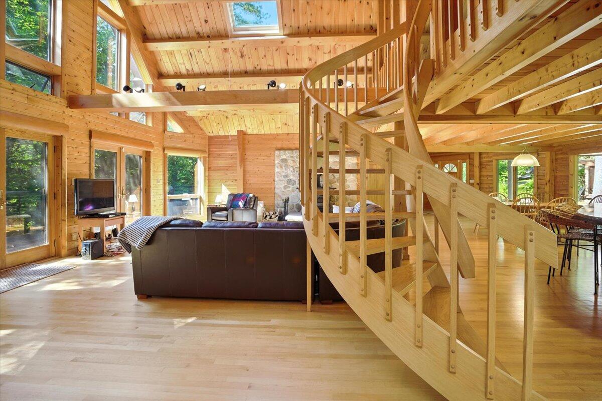 316 Hardscrabble Road