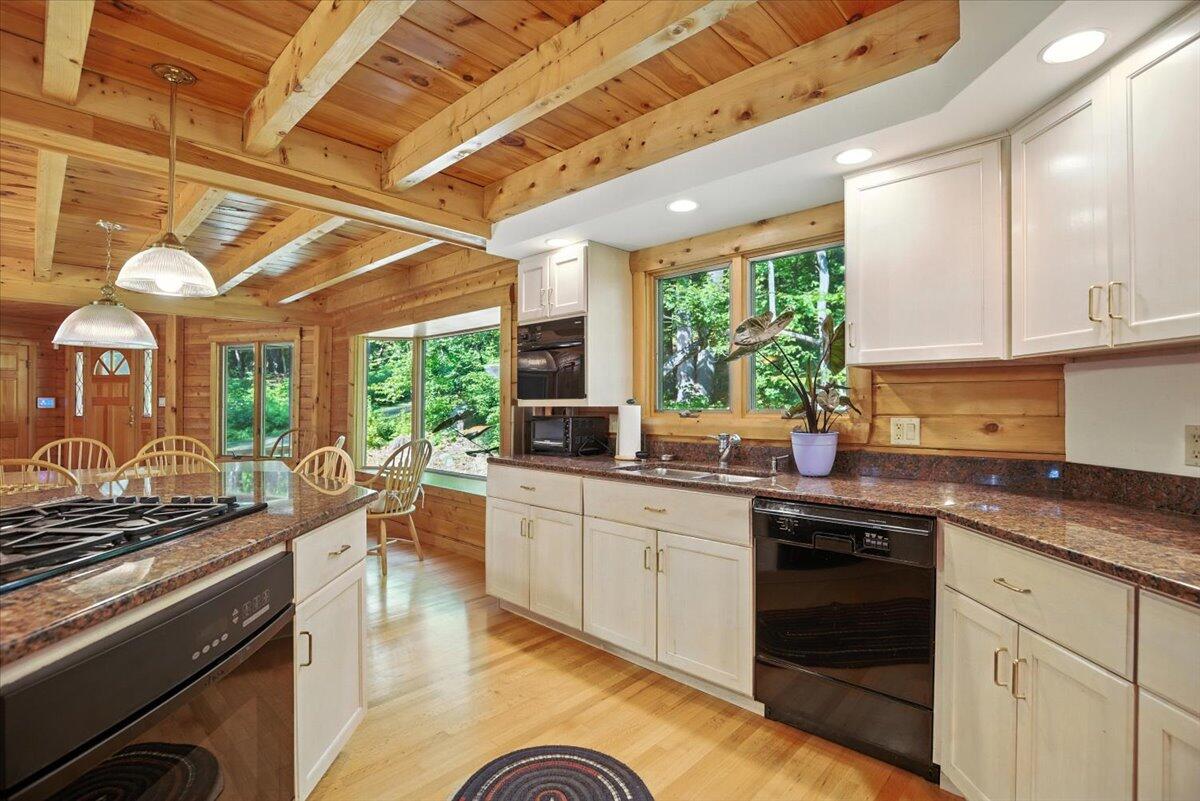 316 Hardscrabble Road