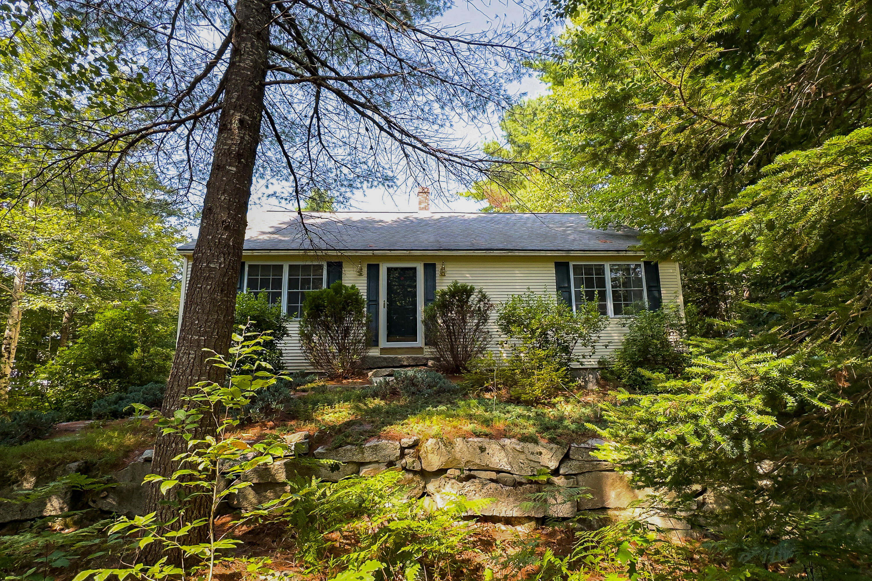 27 Stonehedge Drive