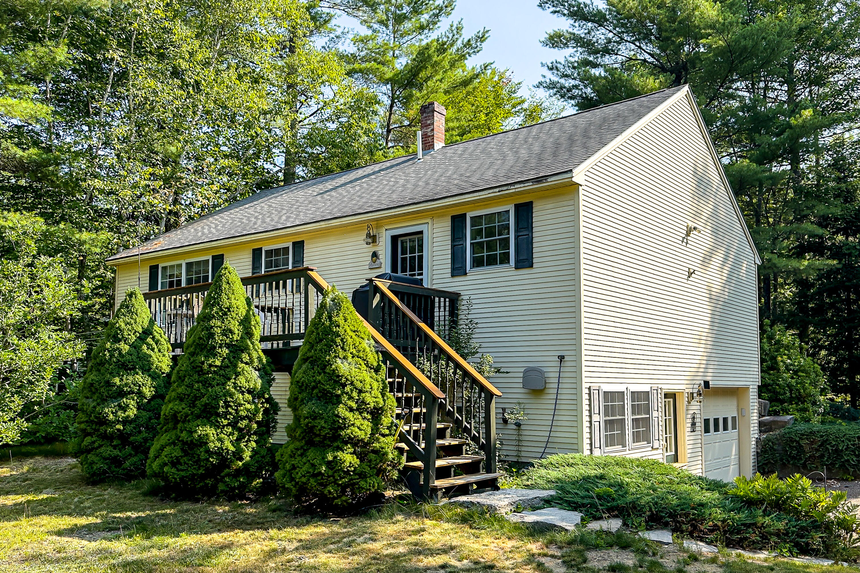27 Stonehedge Drive