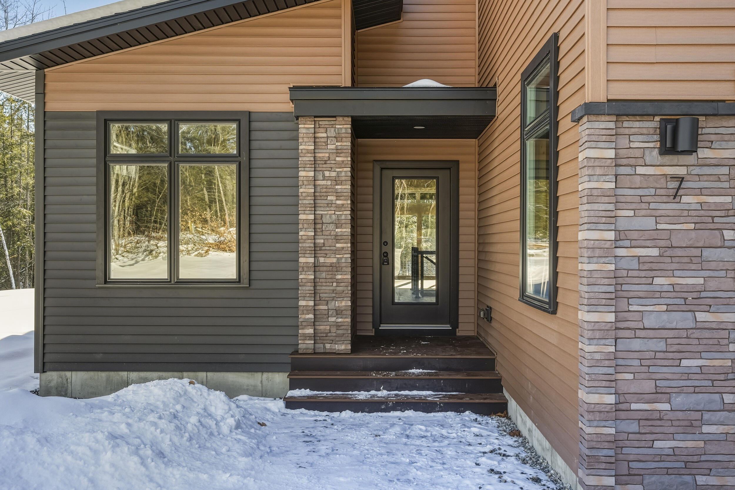 7 Brook Haven Lane