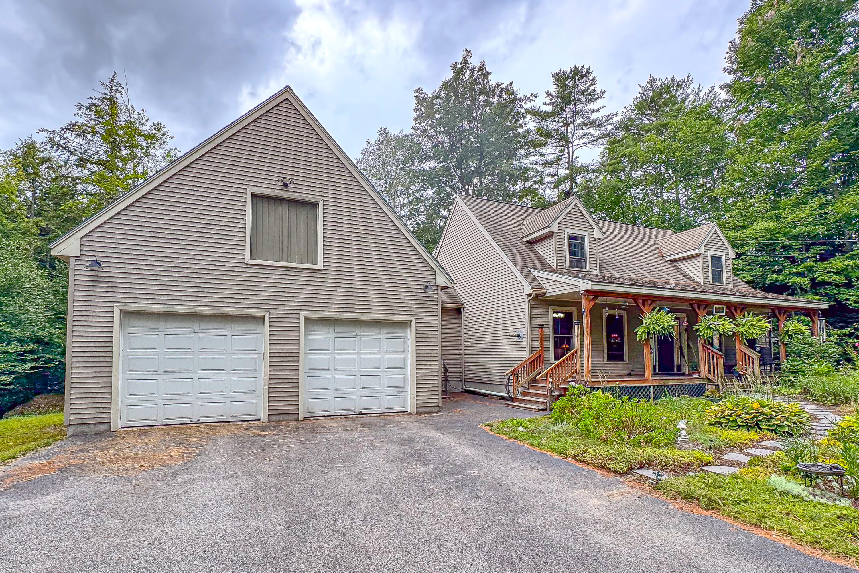 55 Sunnybrook Farm Road