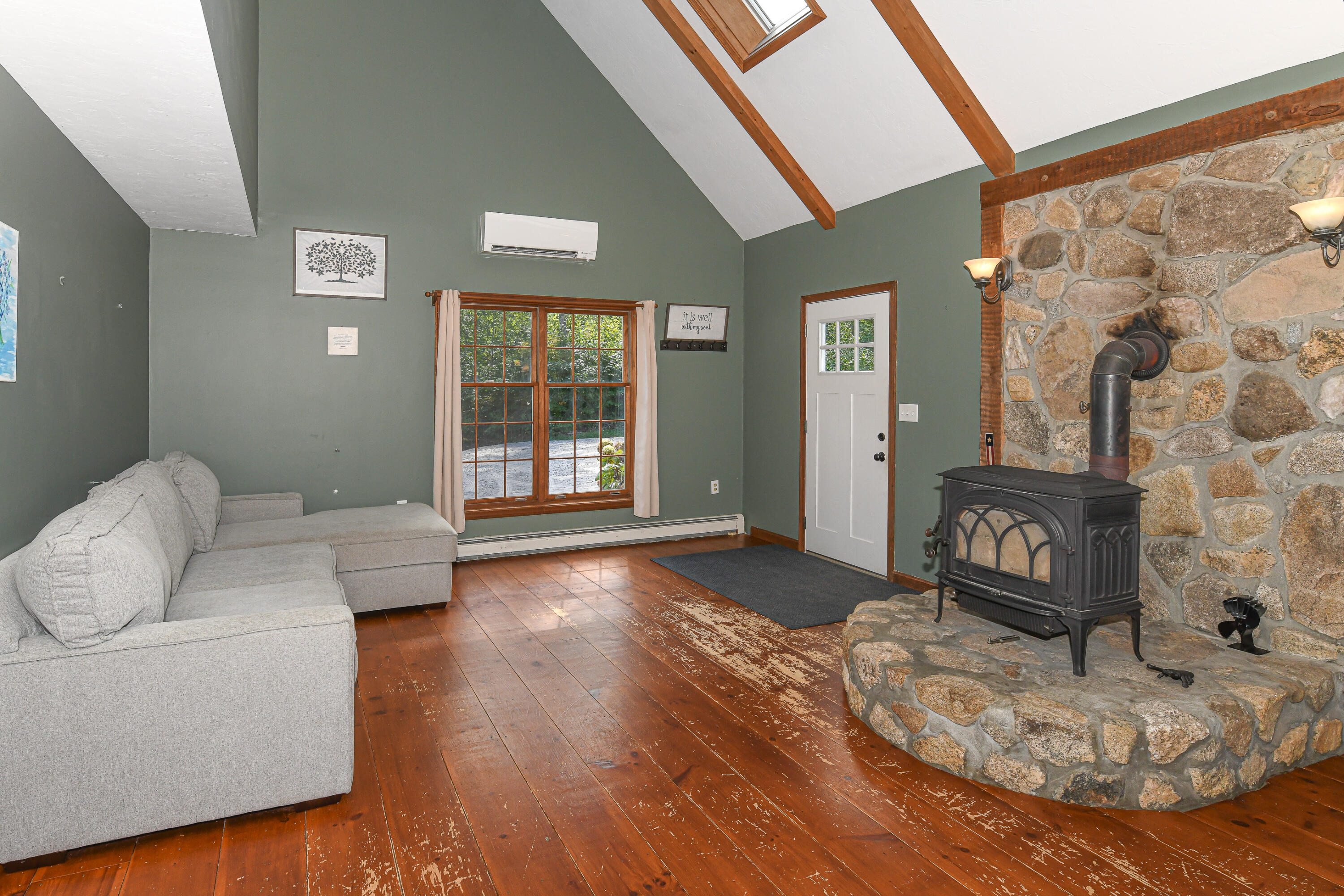 112 Thompson Lake Shores Road