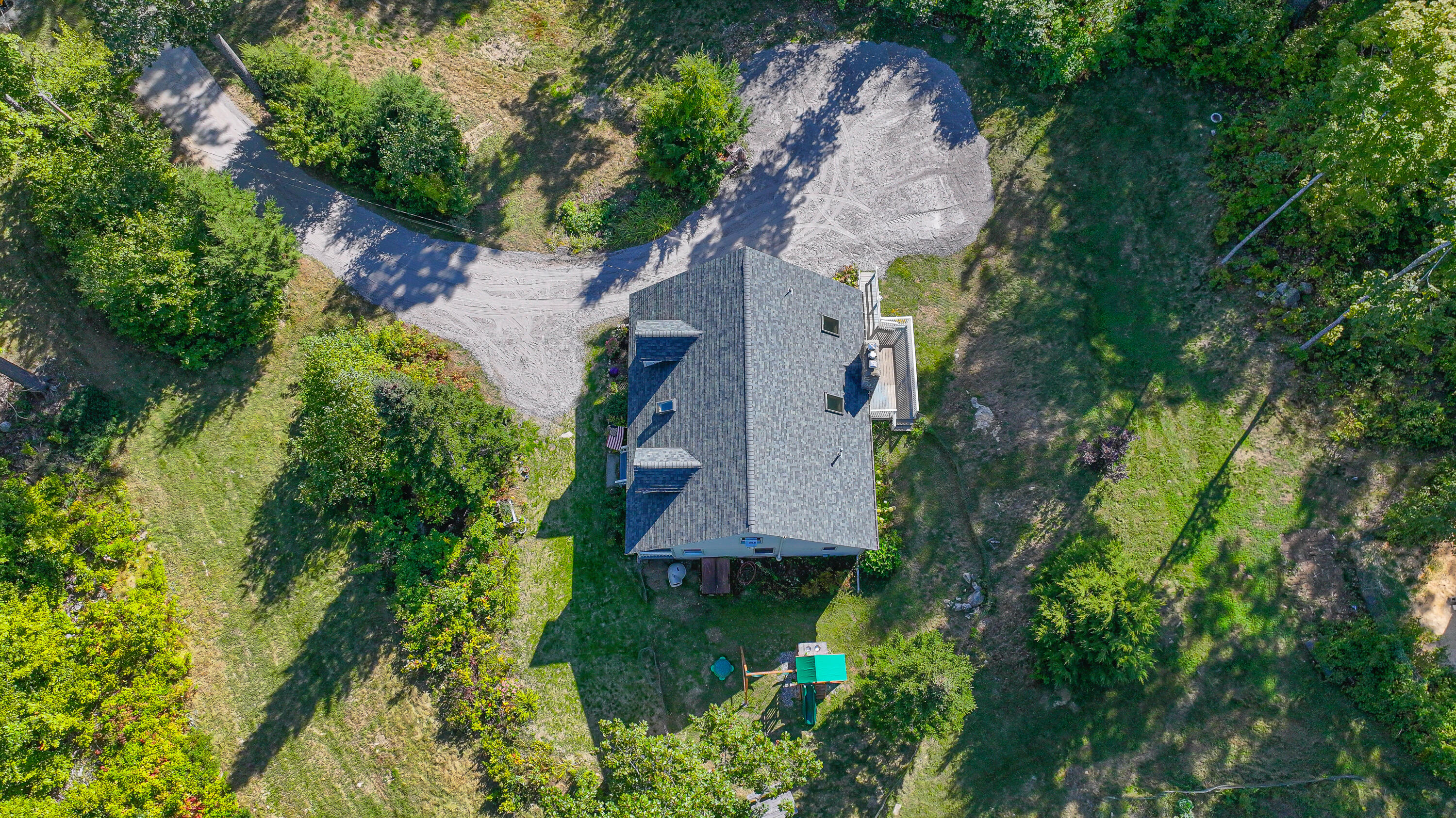 112 Thompson Lake Shores Road