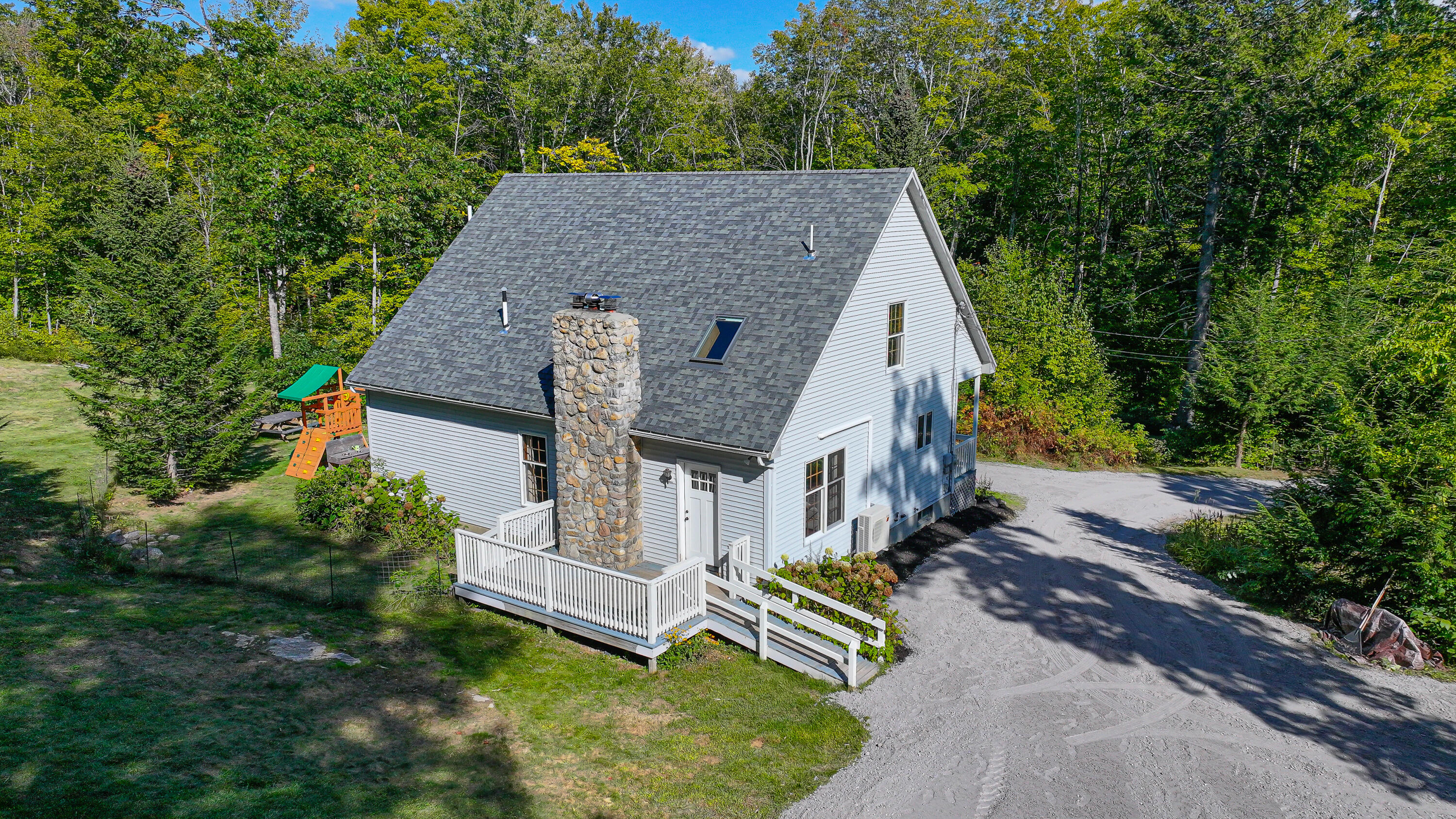 112 Thompson Lake Shores Road