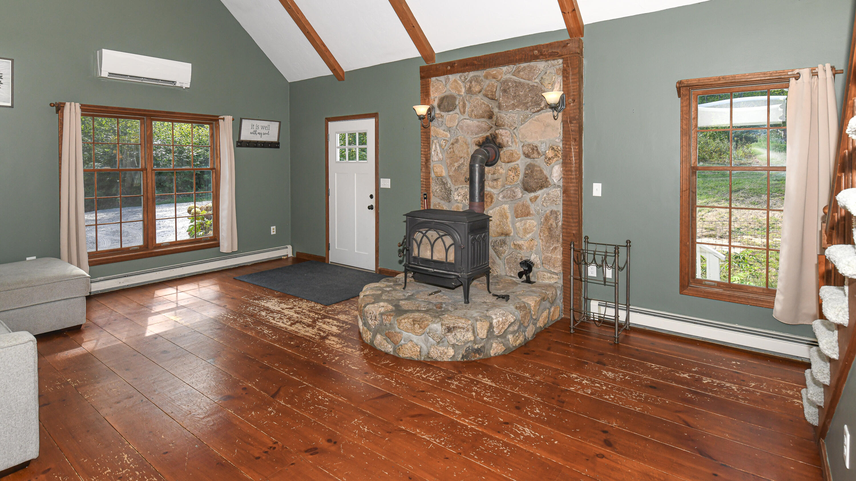 112 Thompson Lake Shores Road