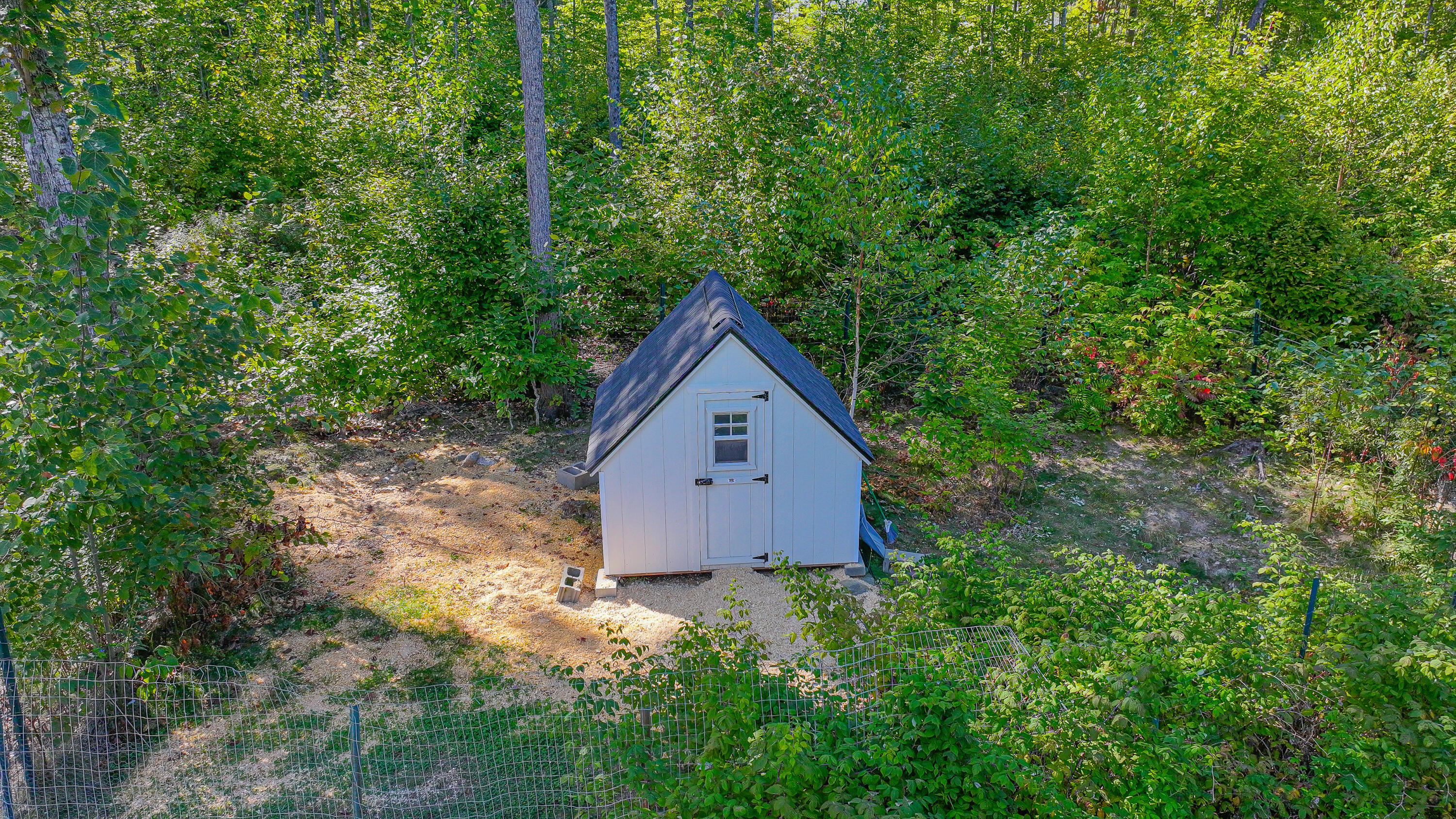 112 Thompson Lake Shores Road