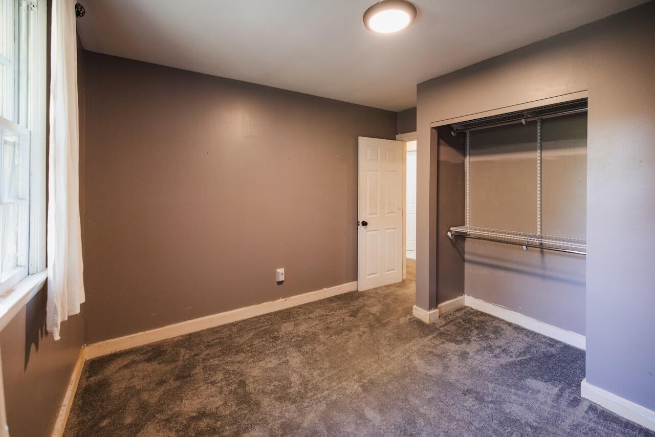 23 Boulder Hill