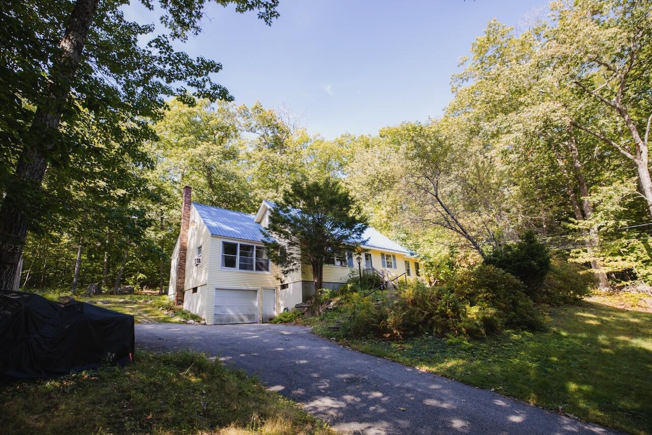 23 Boulder Hill