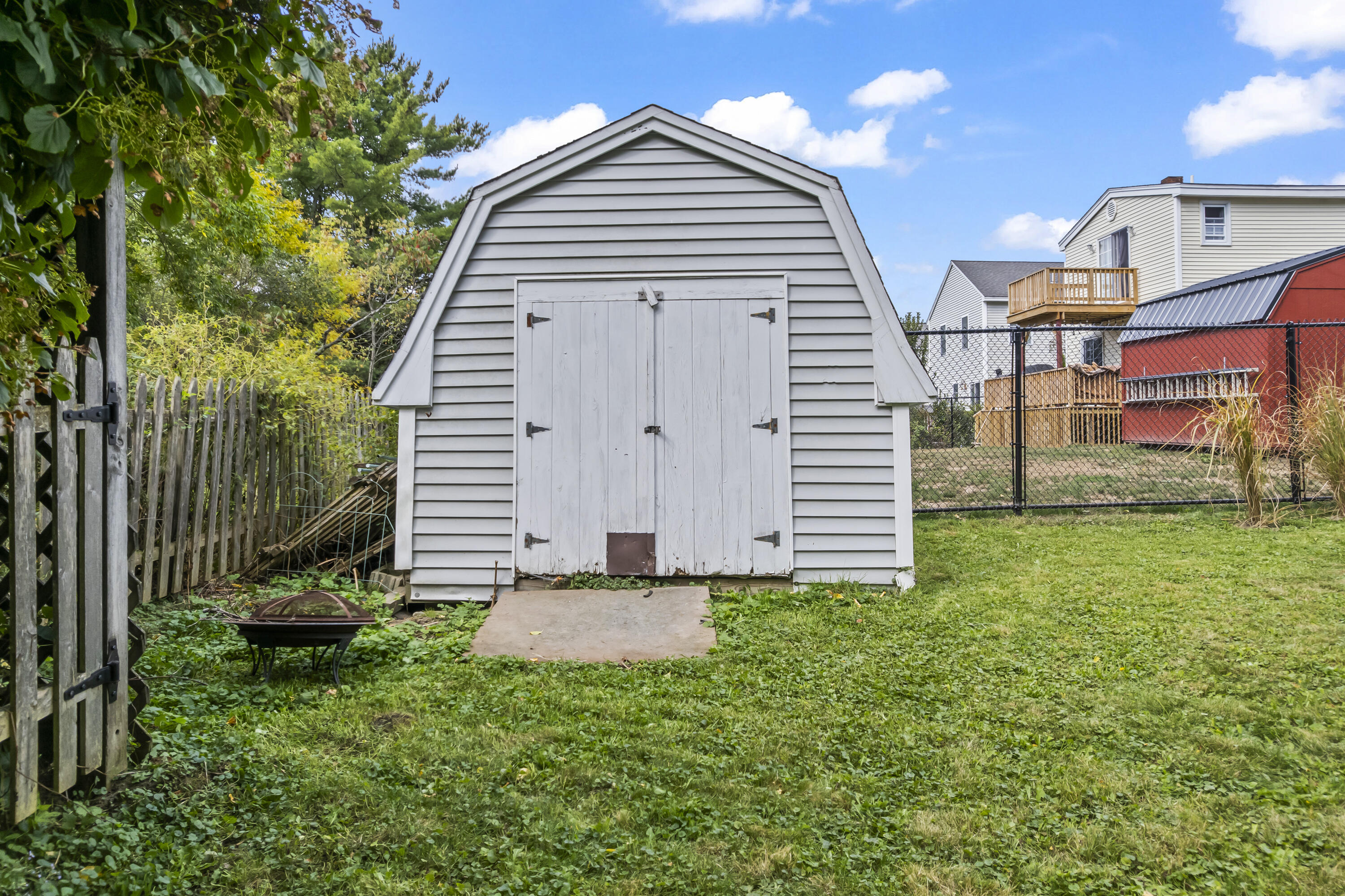 77 Anderson Avenue