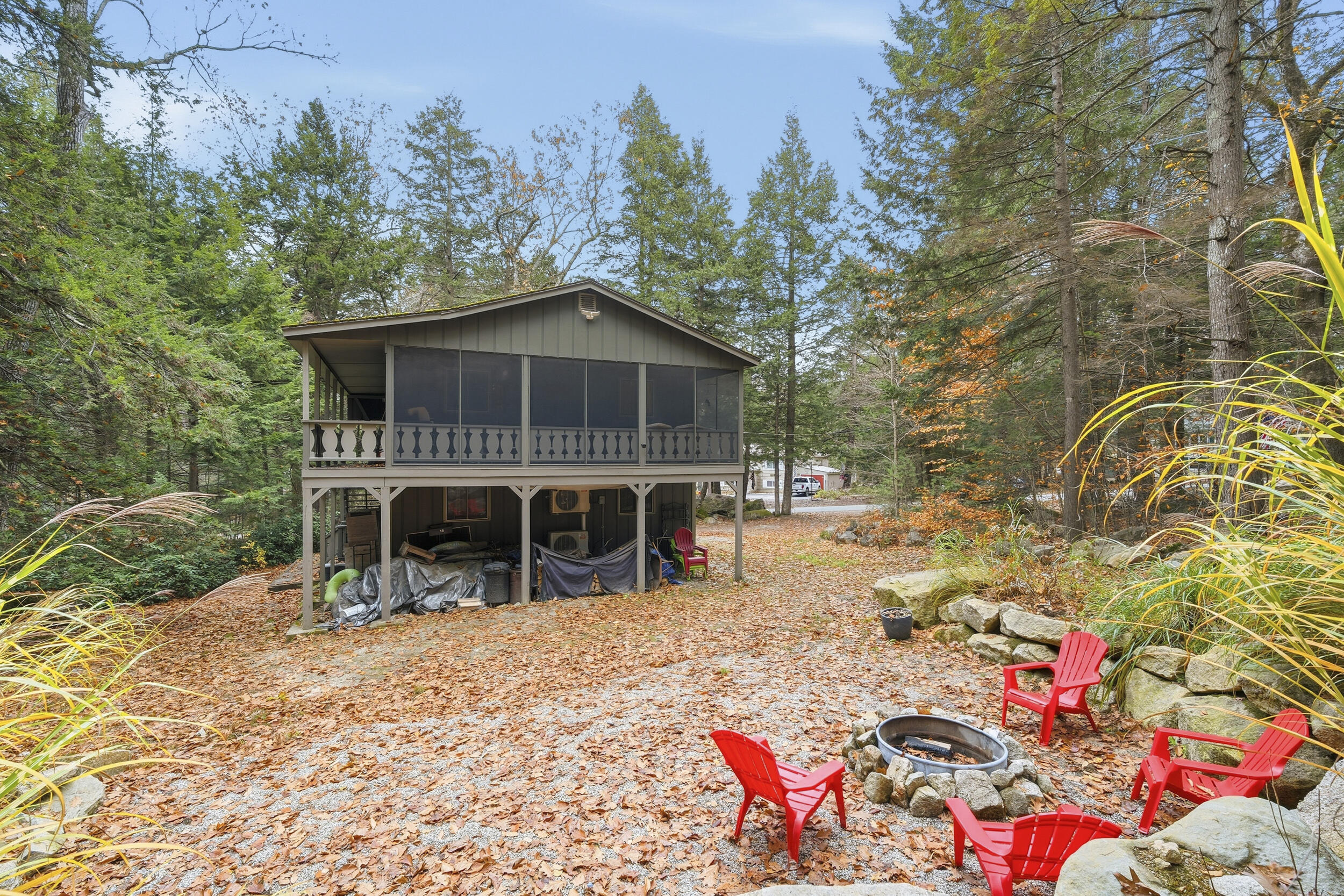 10 N Bay Road