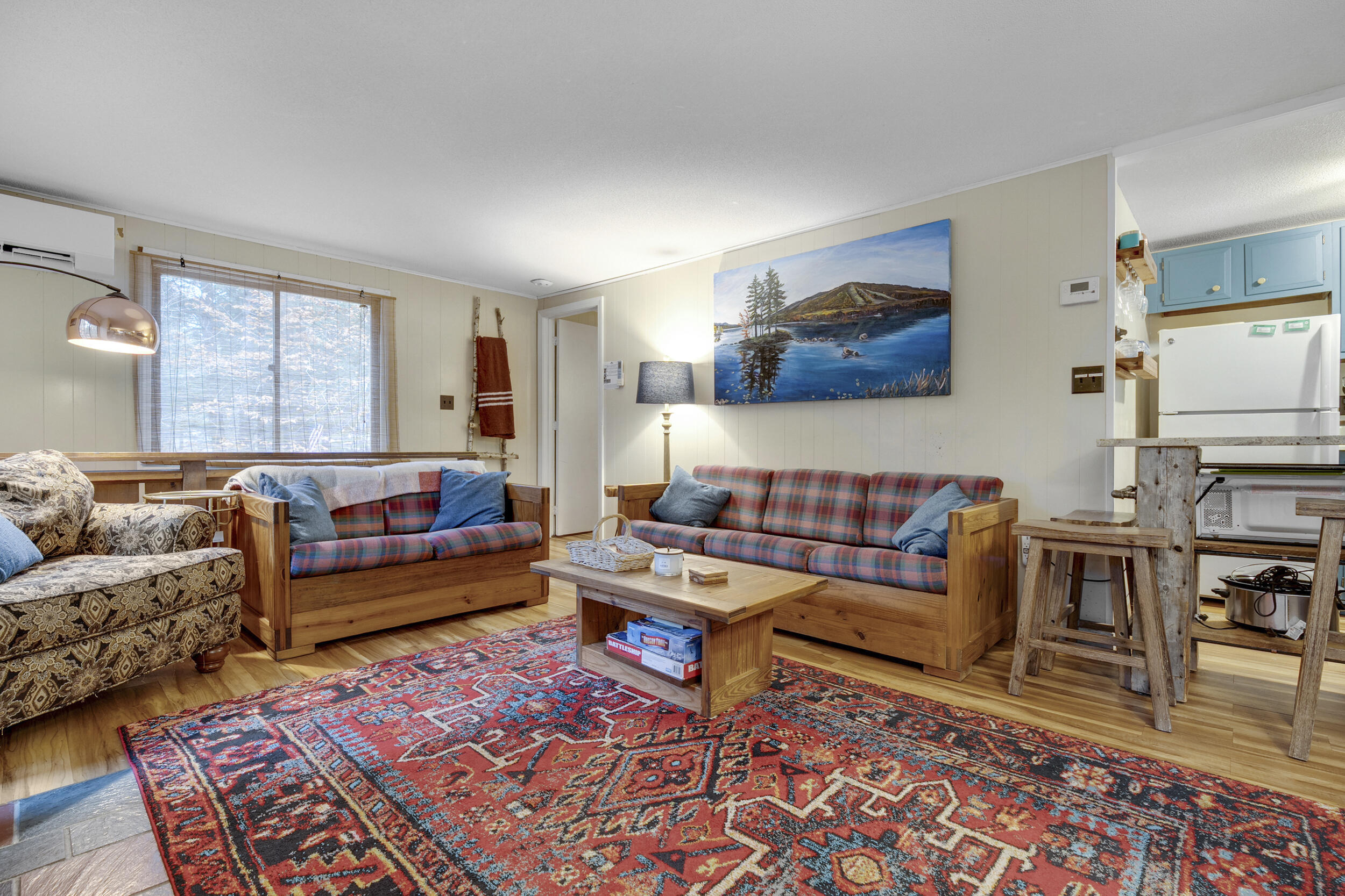 10 N Bay Road
