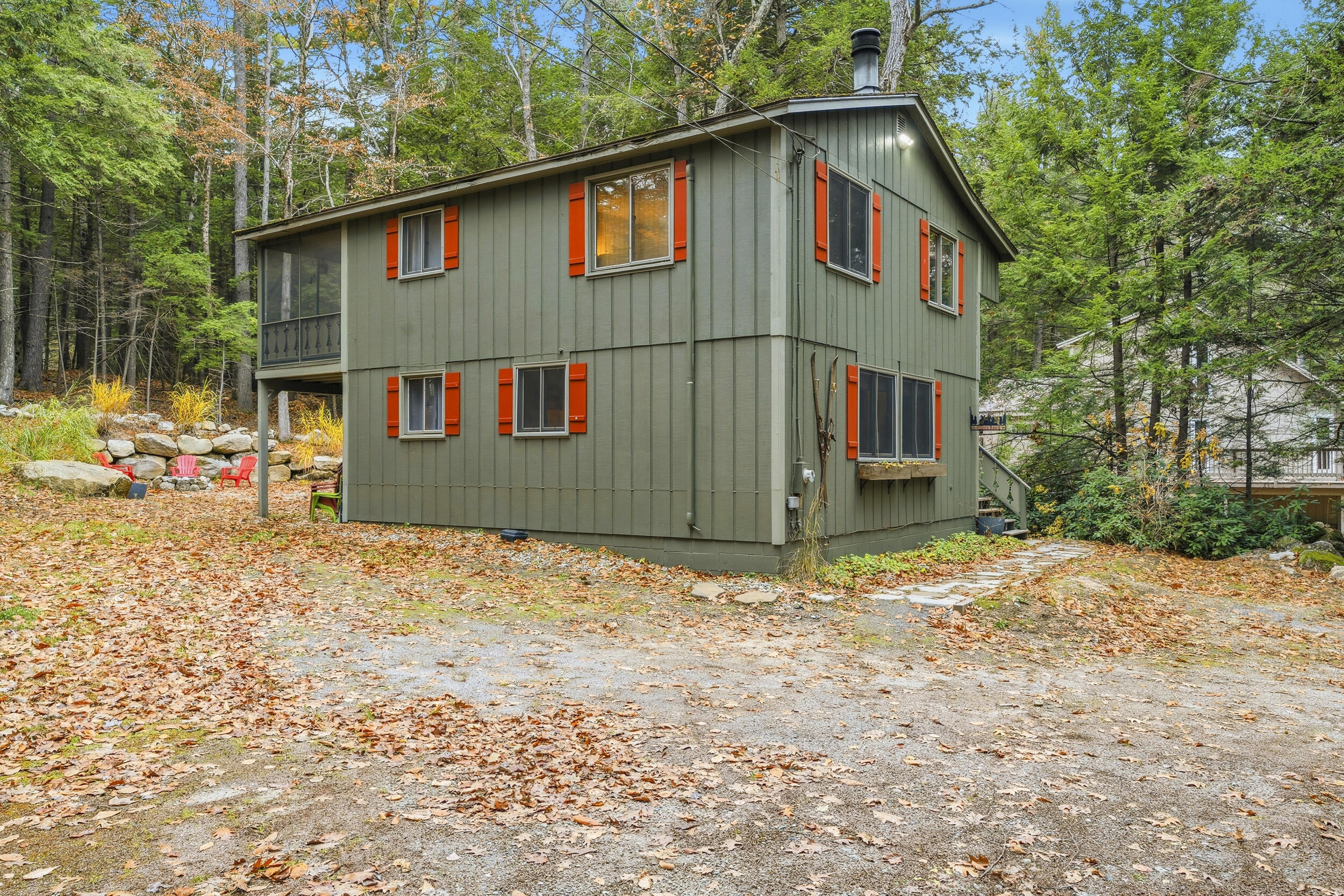 10 N Bay Road