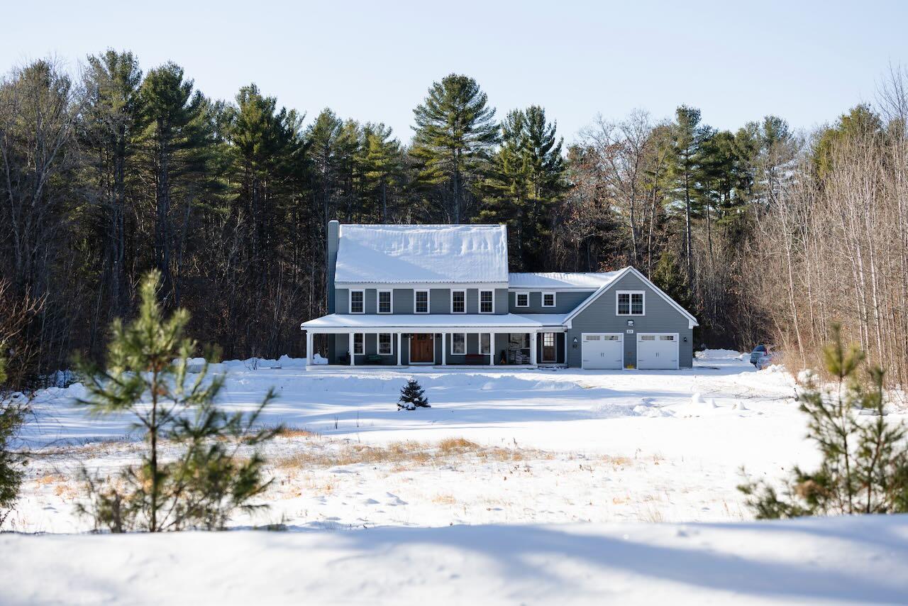 23 Quarterhorse Drive