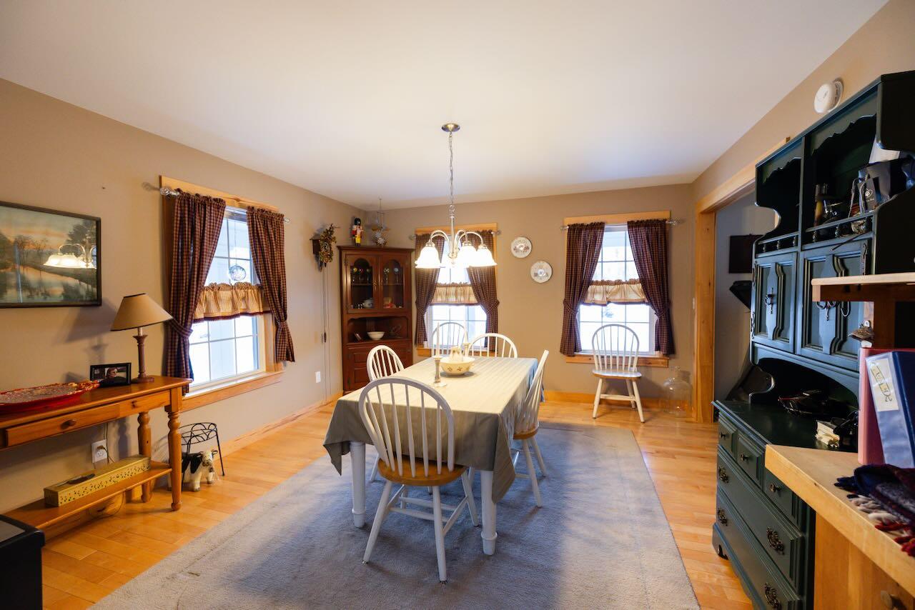 23 Quarterhorse Drive