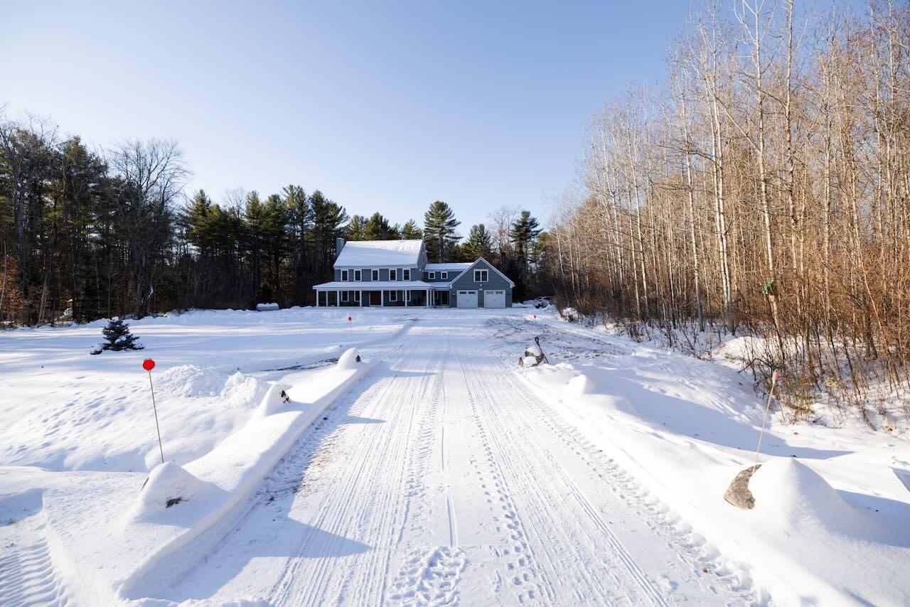 23 Quarterhorse Drive