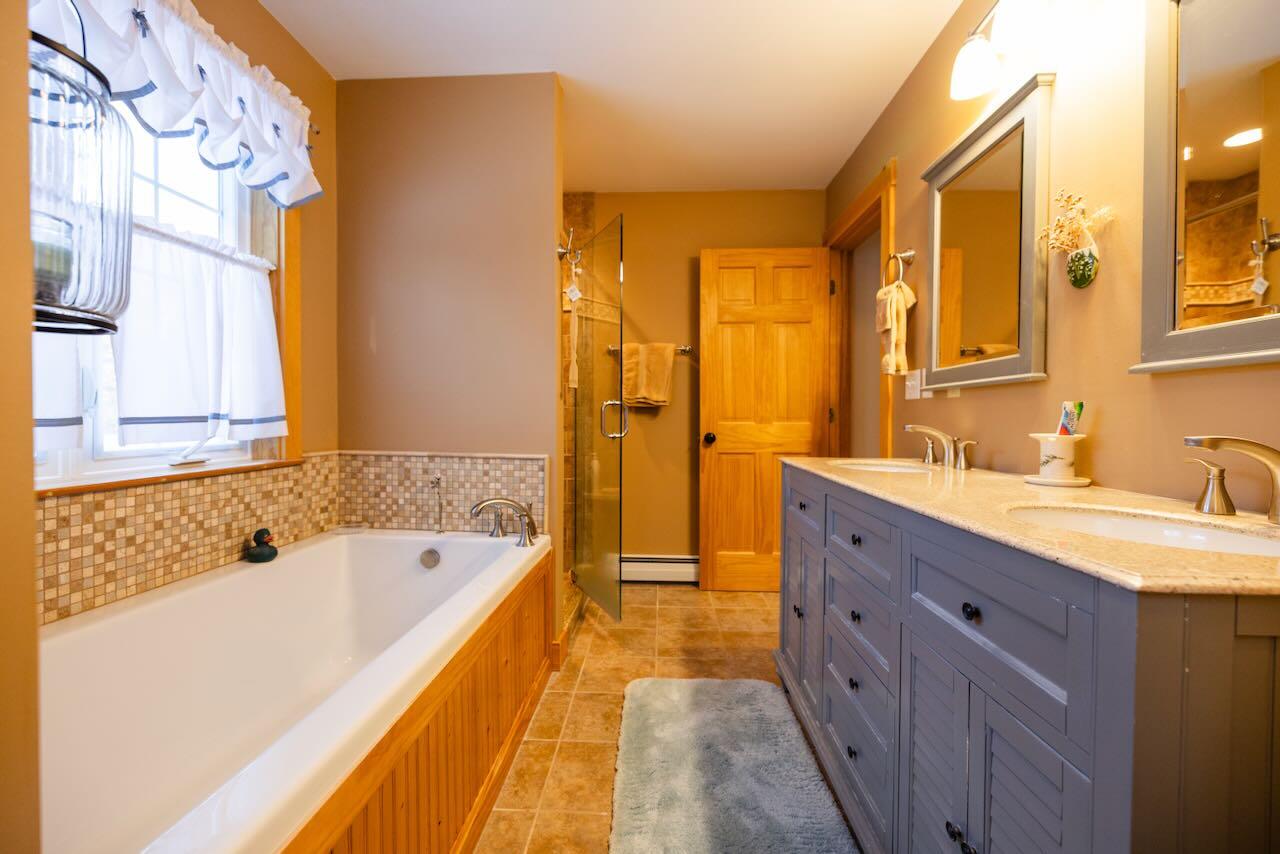 23 Quarterhorse Drive