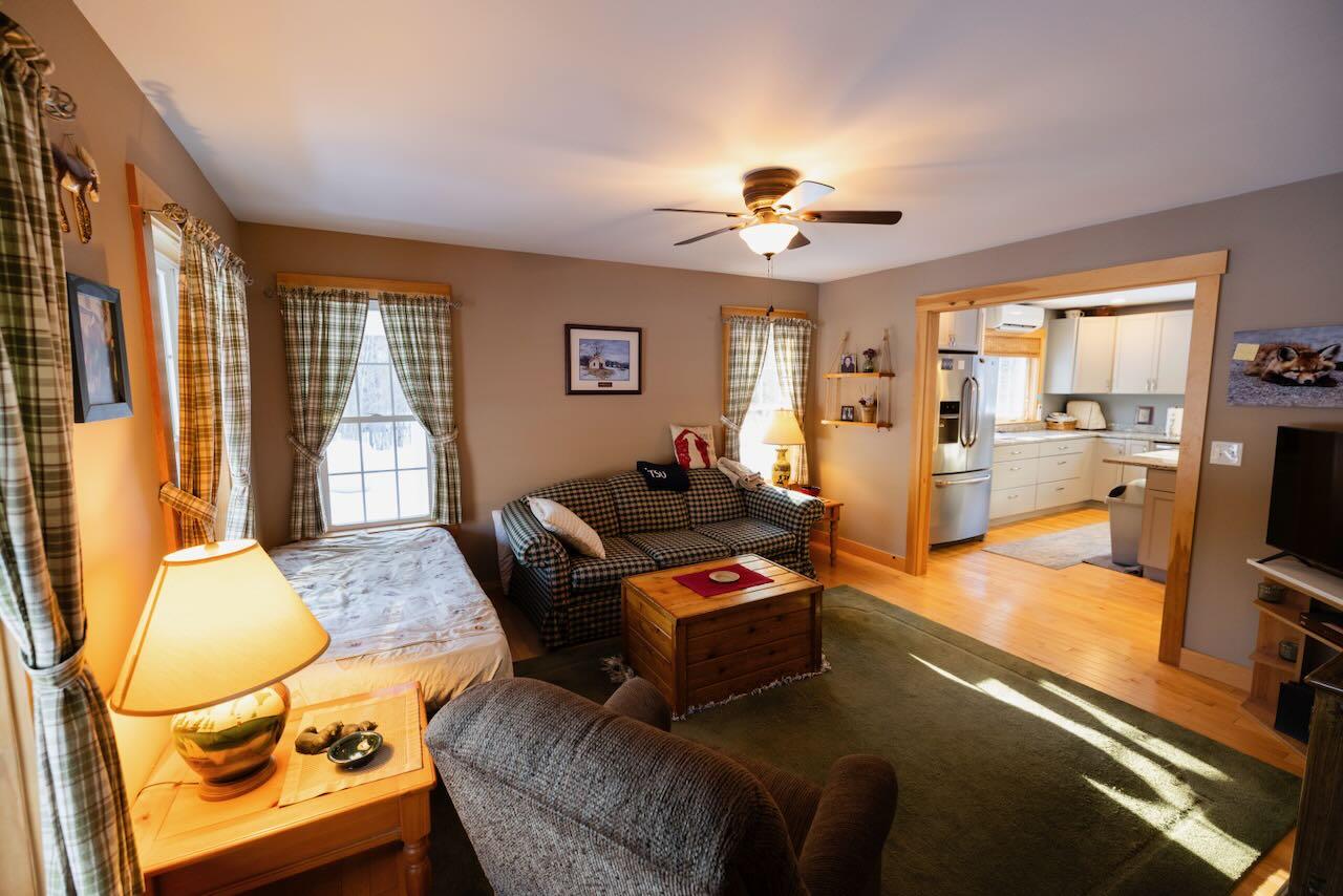 23 Quarterhorse Drive