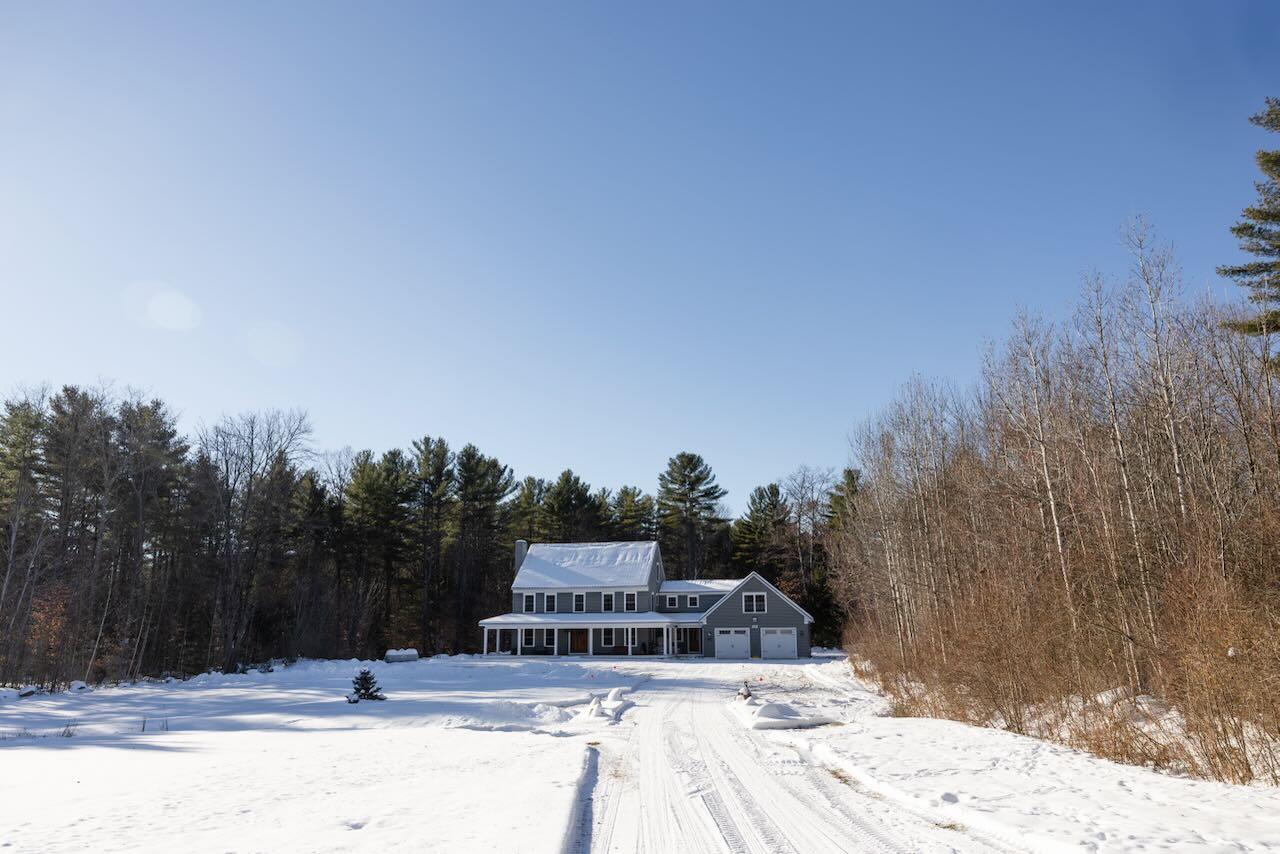 23 Quarterhorse Drive
