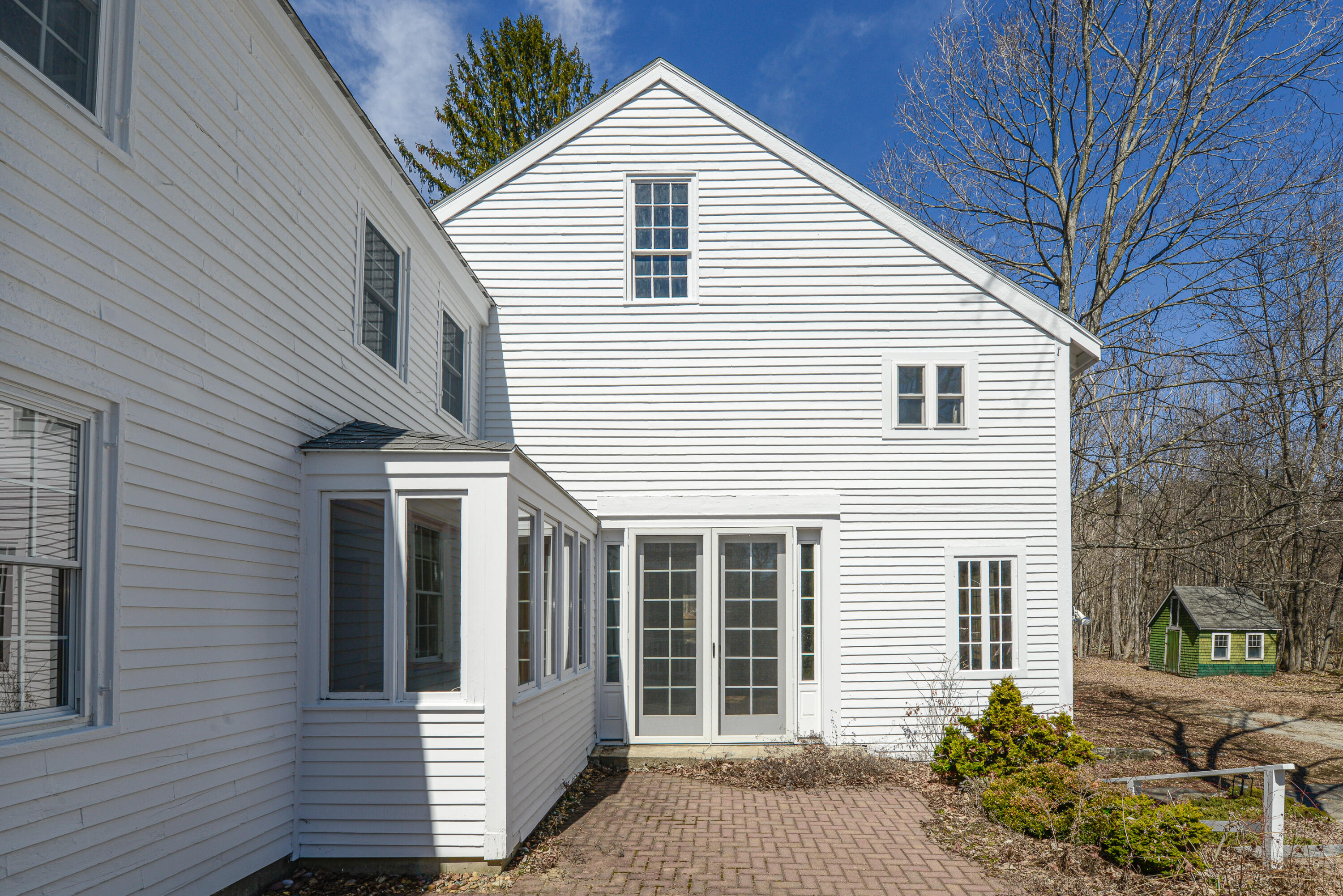 8 Wyonegonic Road