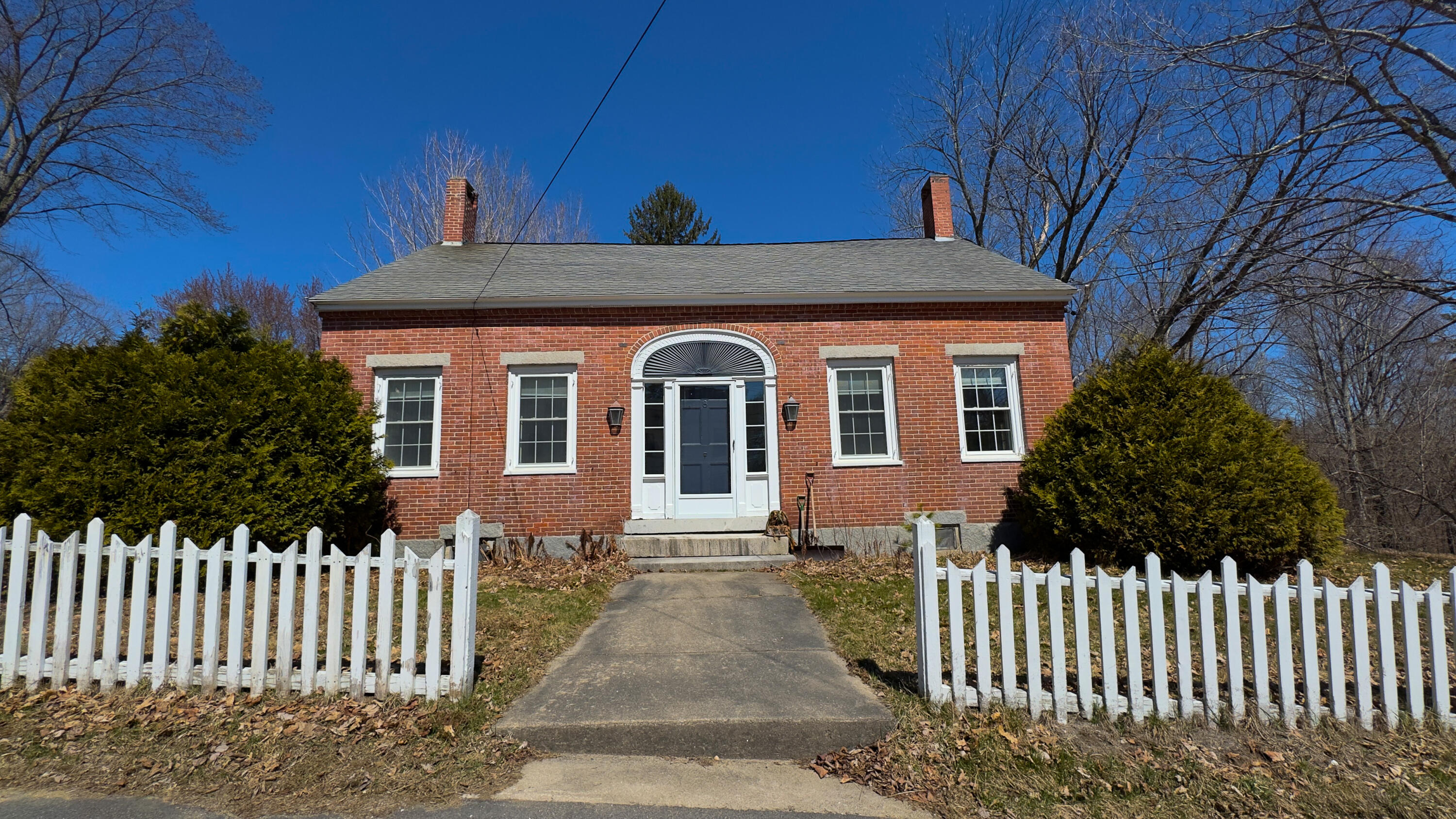 8 Wyonegonic Road