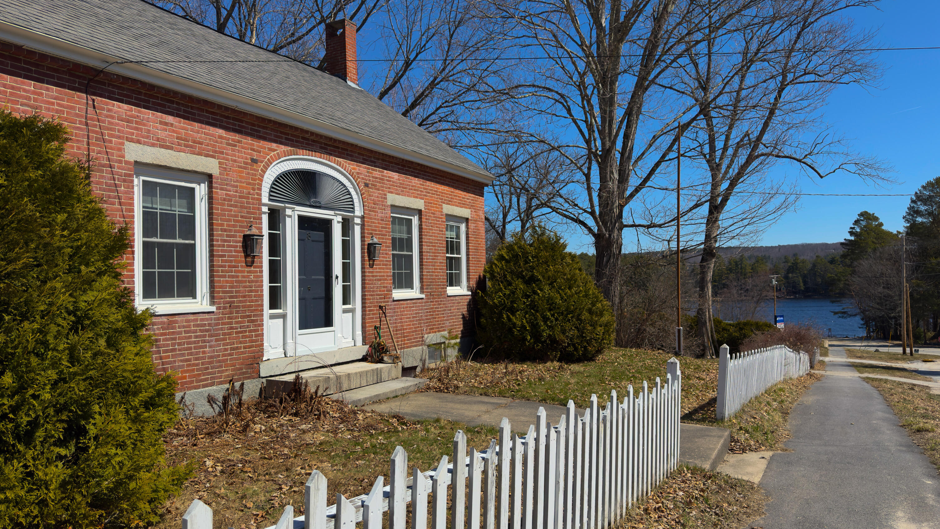 8 Wyonegonic Road