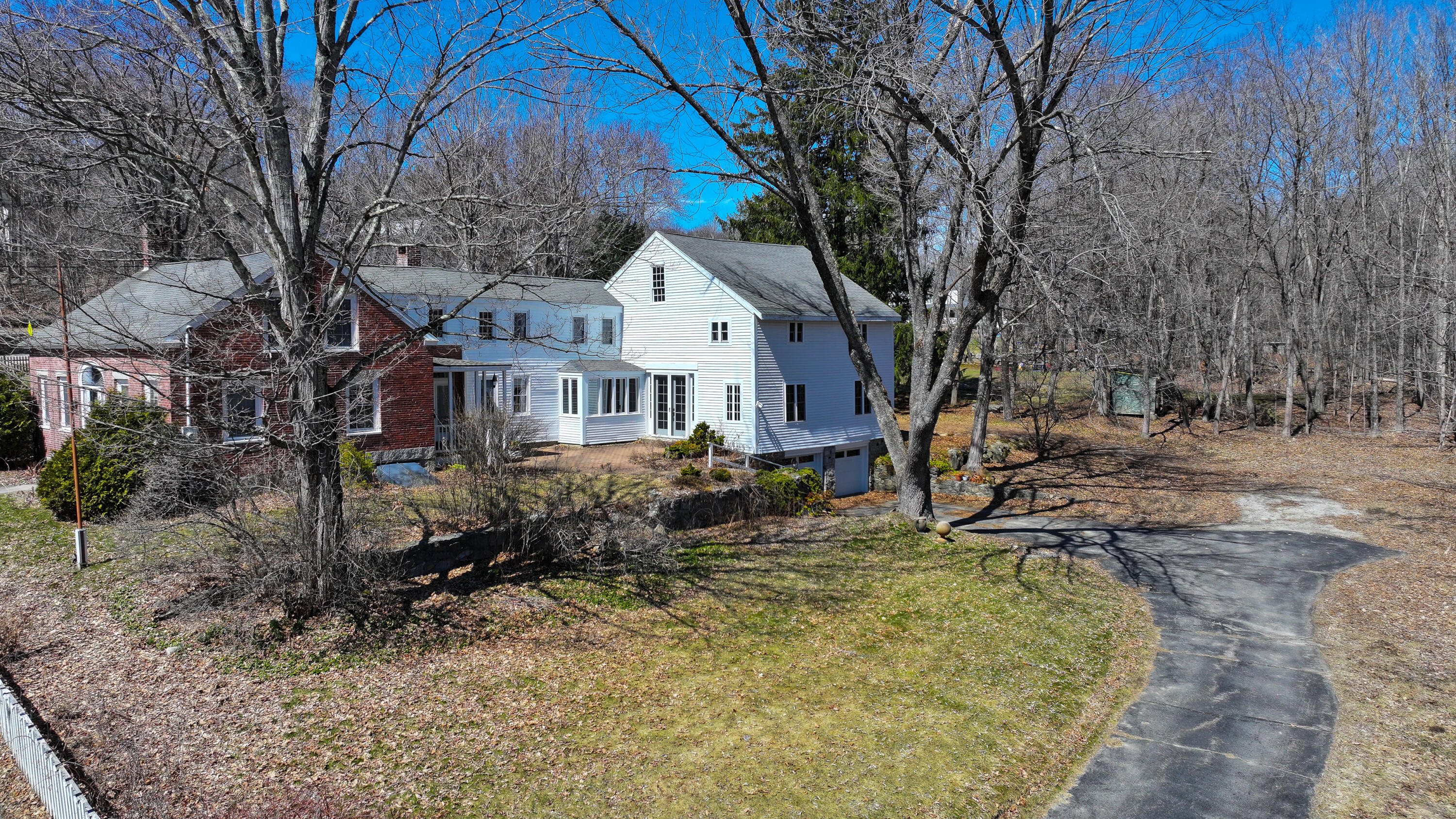 8 Wyonegonic Road