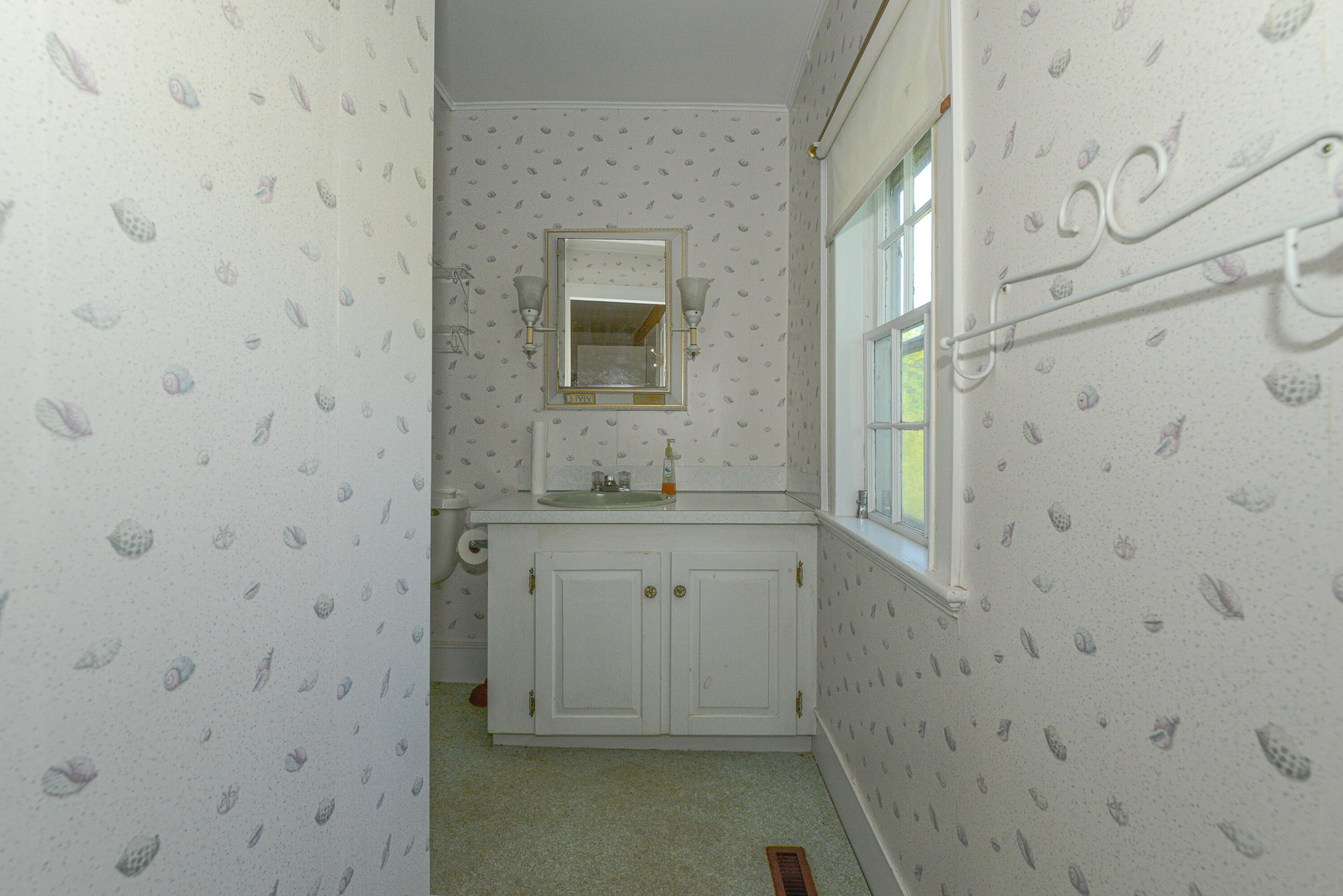 154 Allen Road