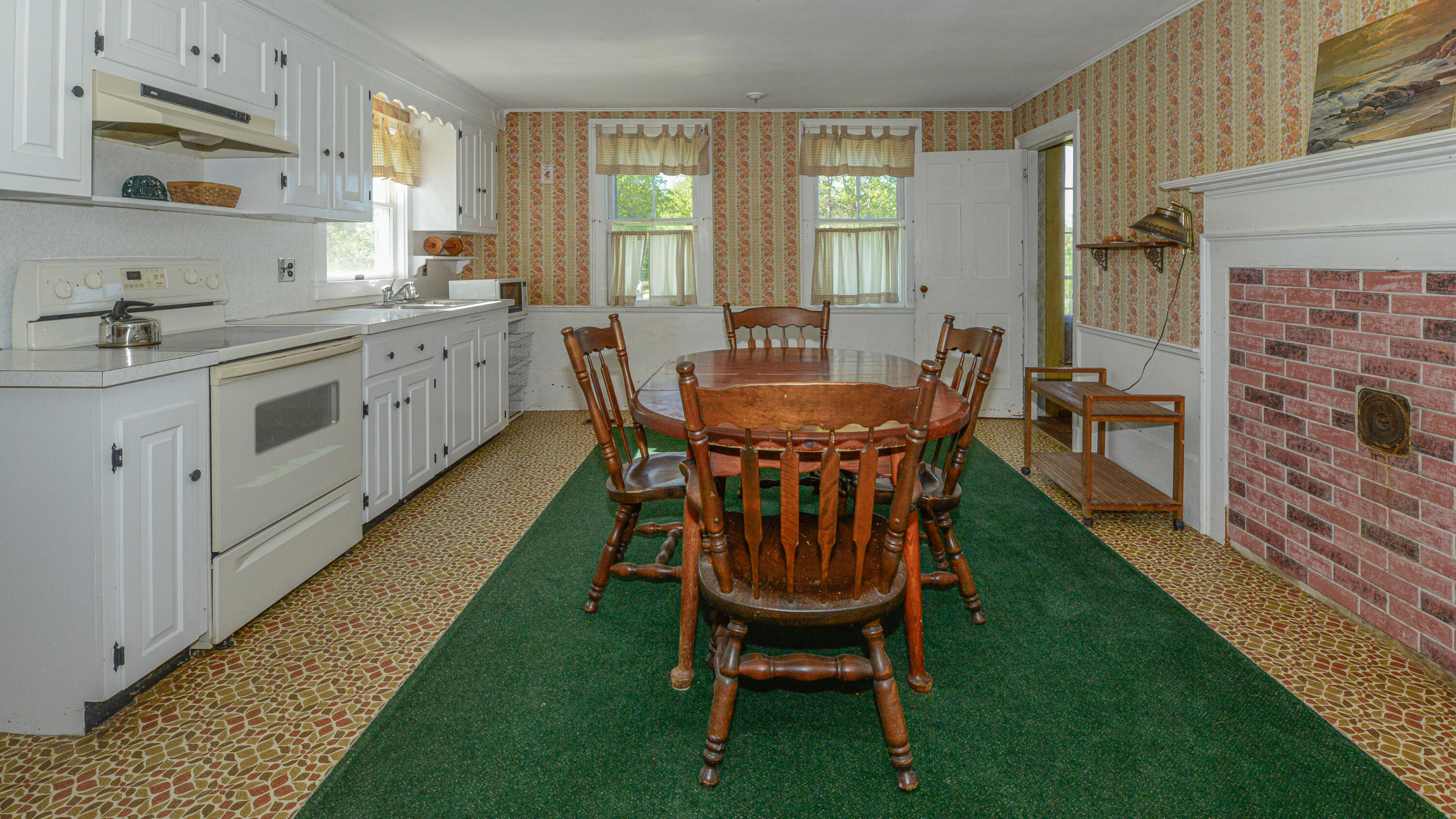 154 Allen Road