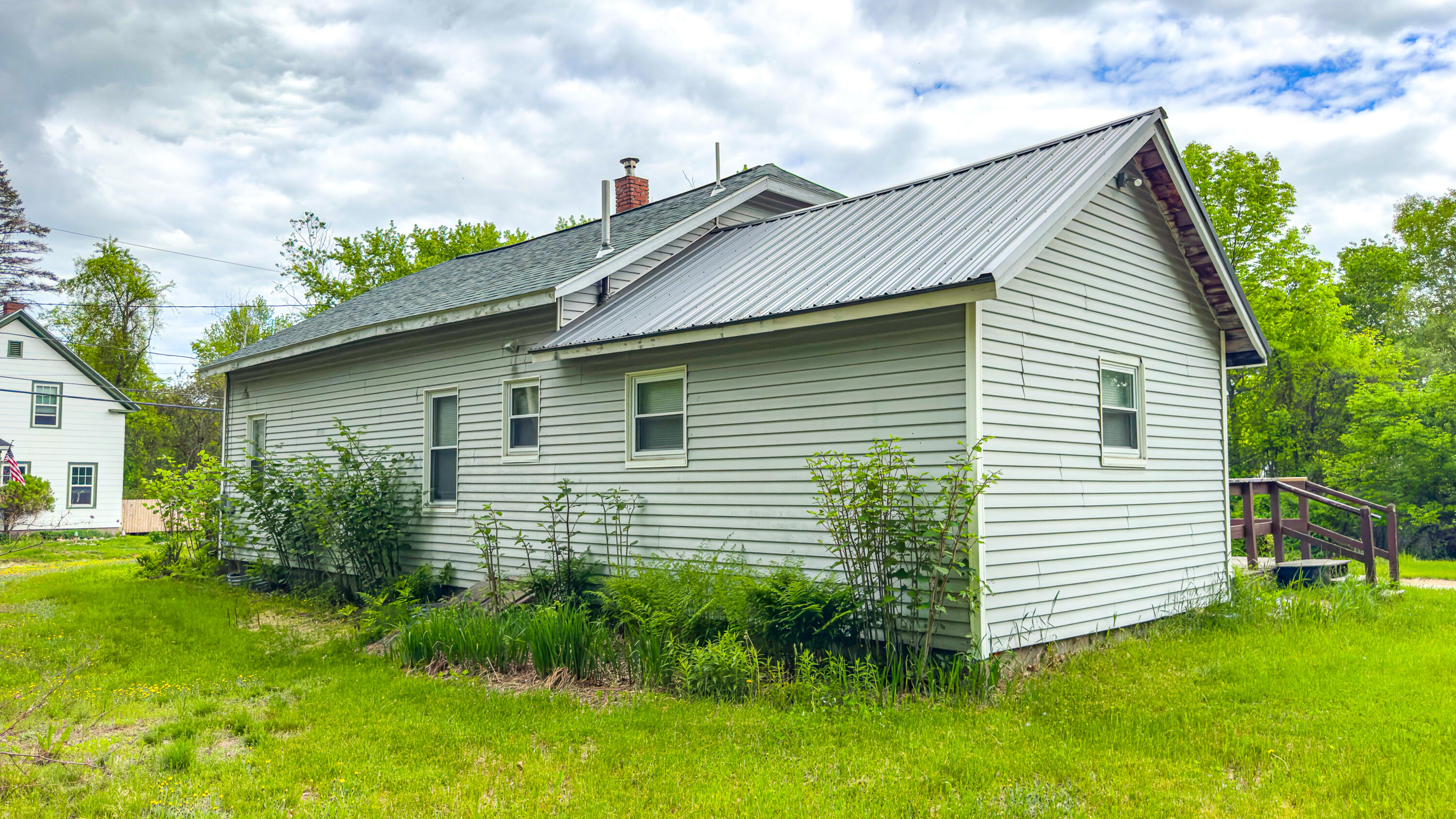 18 Forest Avenue